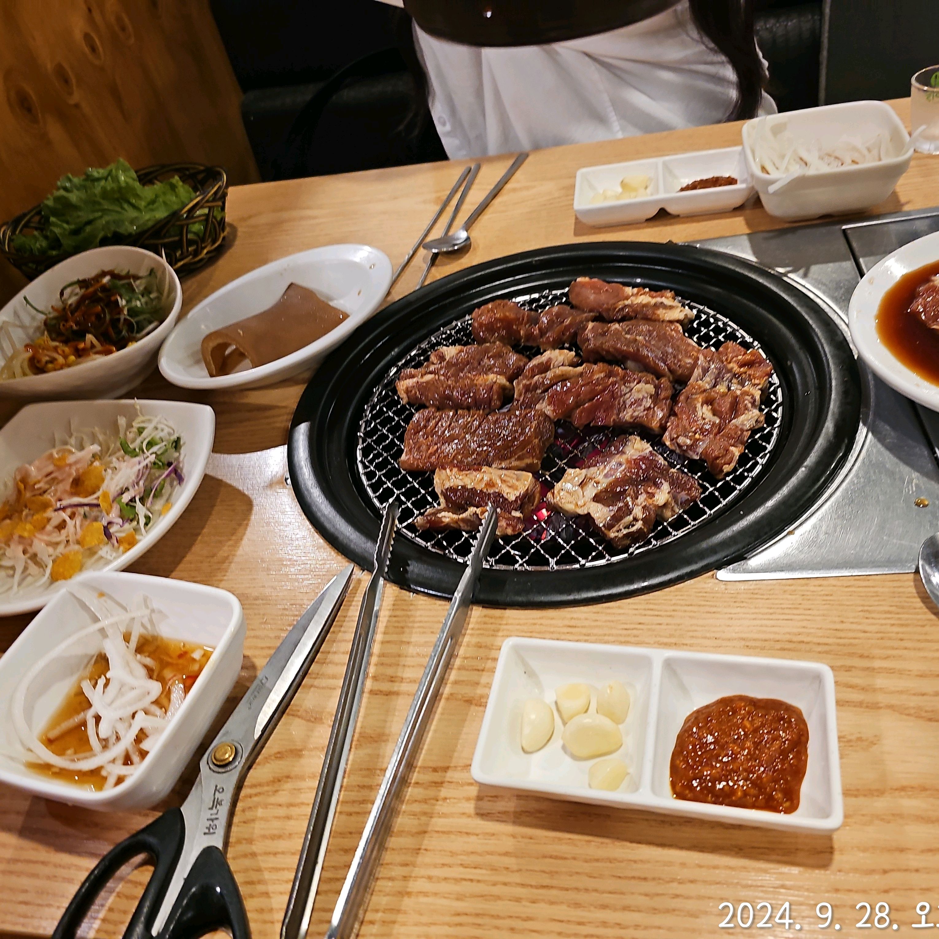 고기가 너무 맛있어요 - 천호동 맛집 참나무본가 천호점
