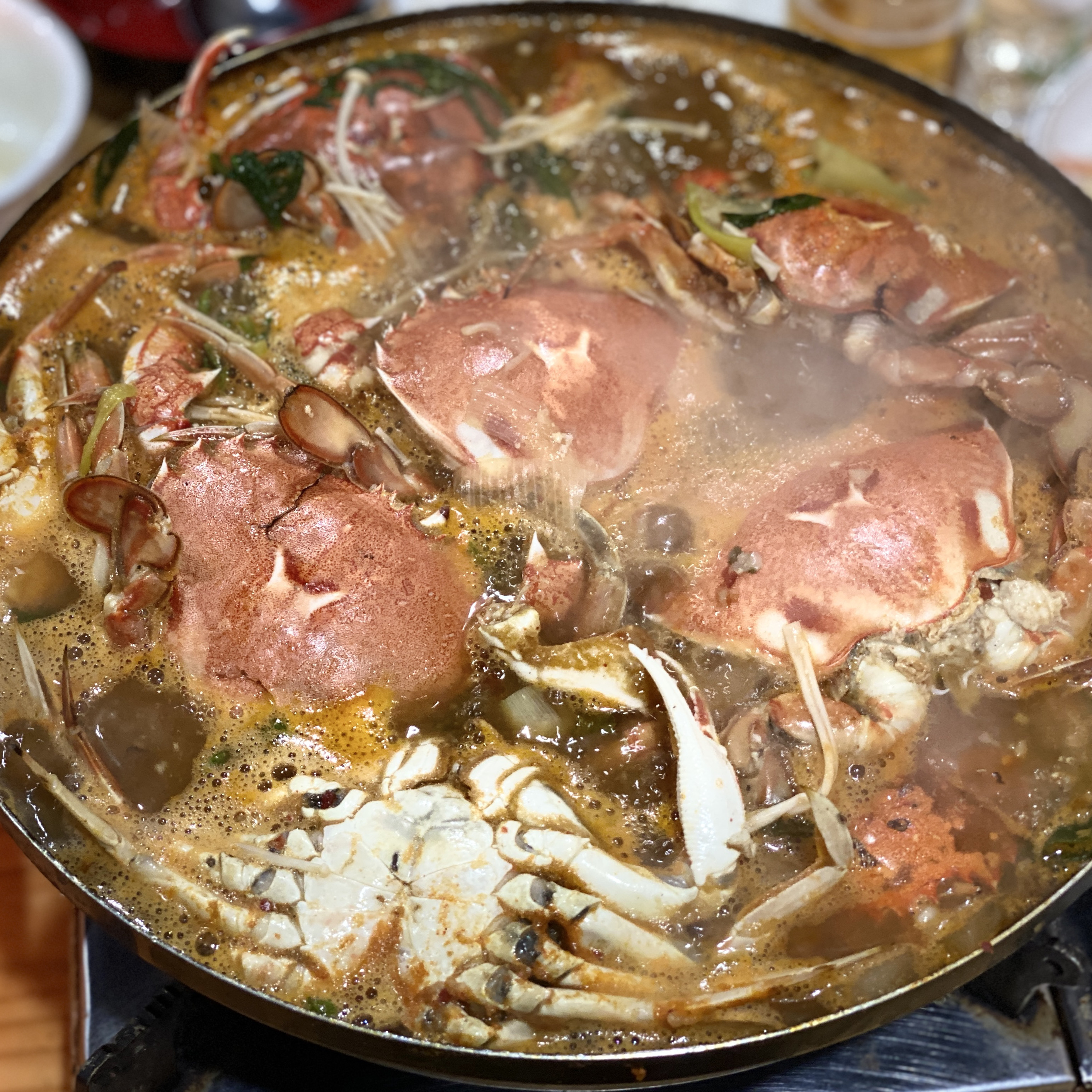 찾았다 올해의 식당! (4일만에) - 천호동 맛집 훈이네 대구버섯탕 찜