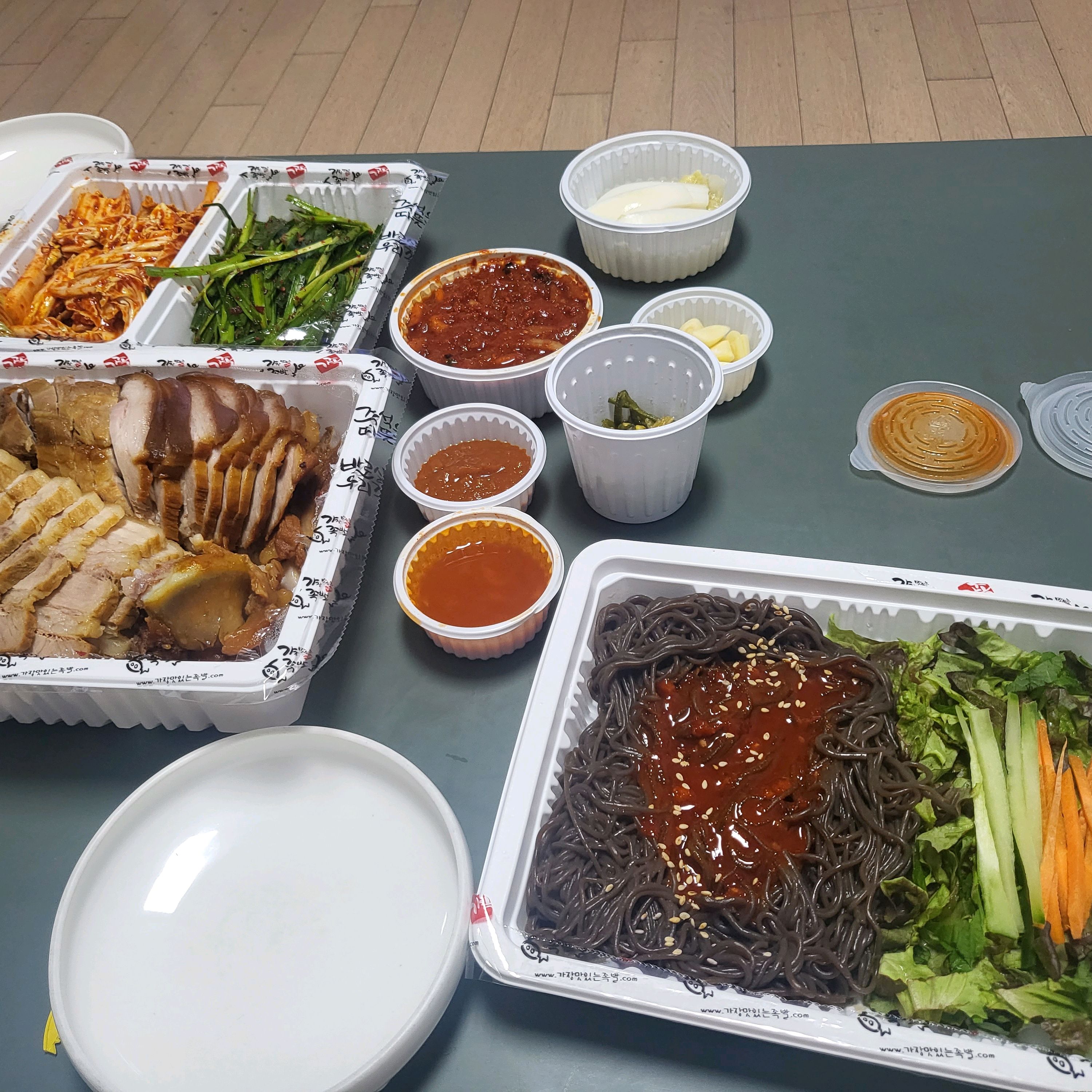 Banwol Station Restaurant The most delicious Jokbal Ansan Banwol Station Store