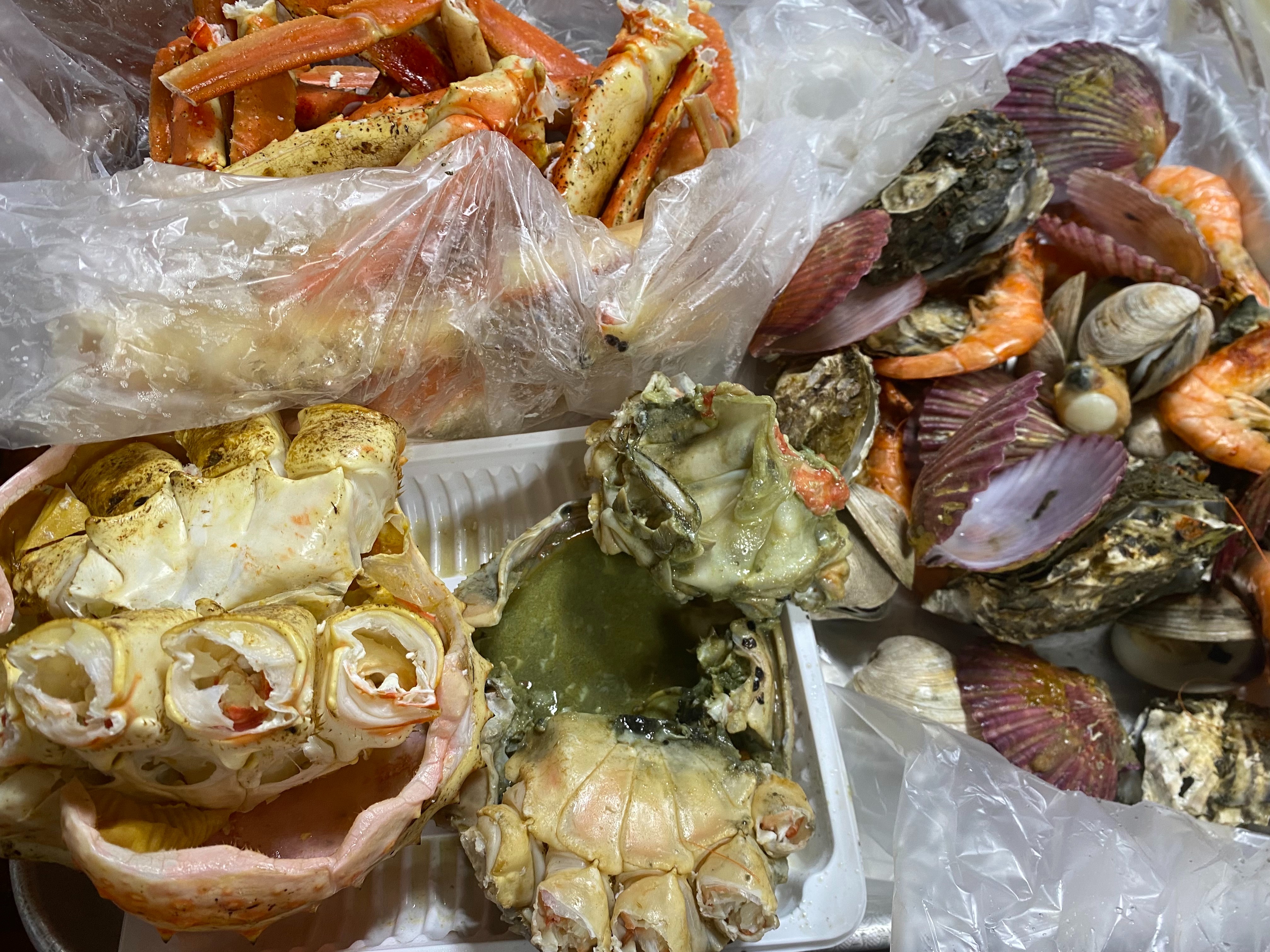 어제 아버지 생신이라 킹크랩과 대게를 먹기로 했습니다 - 권선동 맛집 부부수산