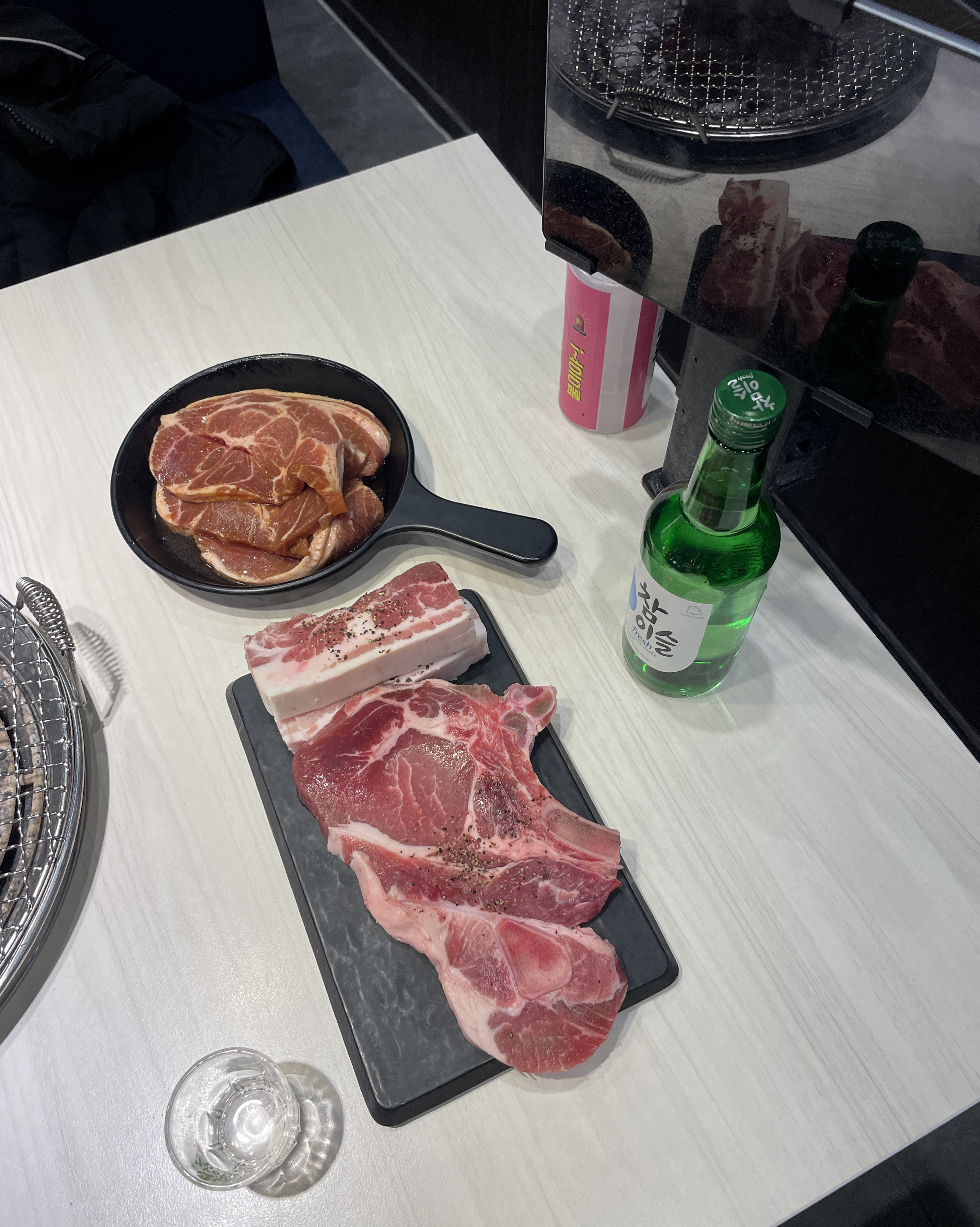 웨이팅하다 들어갔어요 - 영통역 맛집 명륜진사갈비 수원영통역점