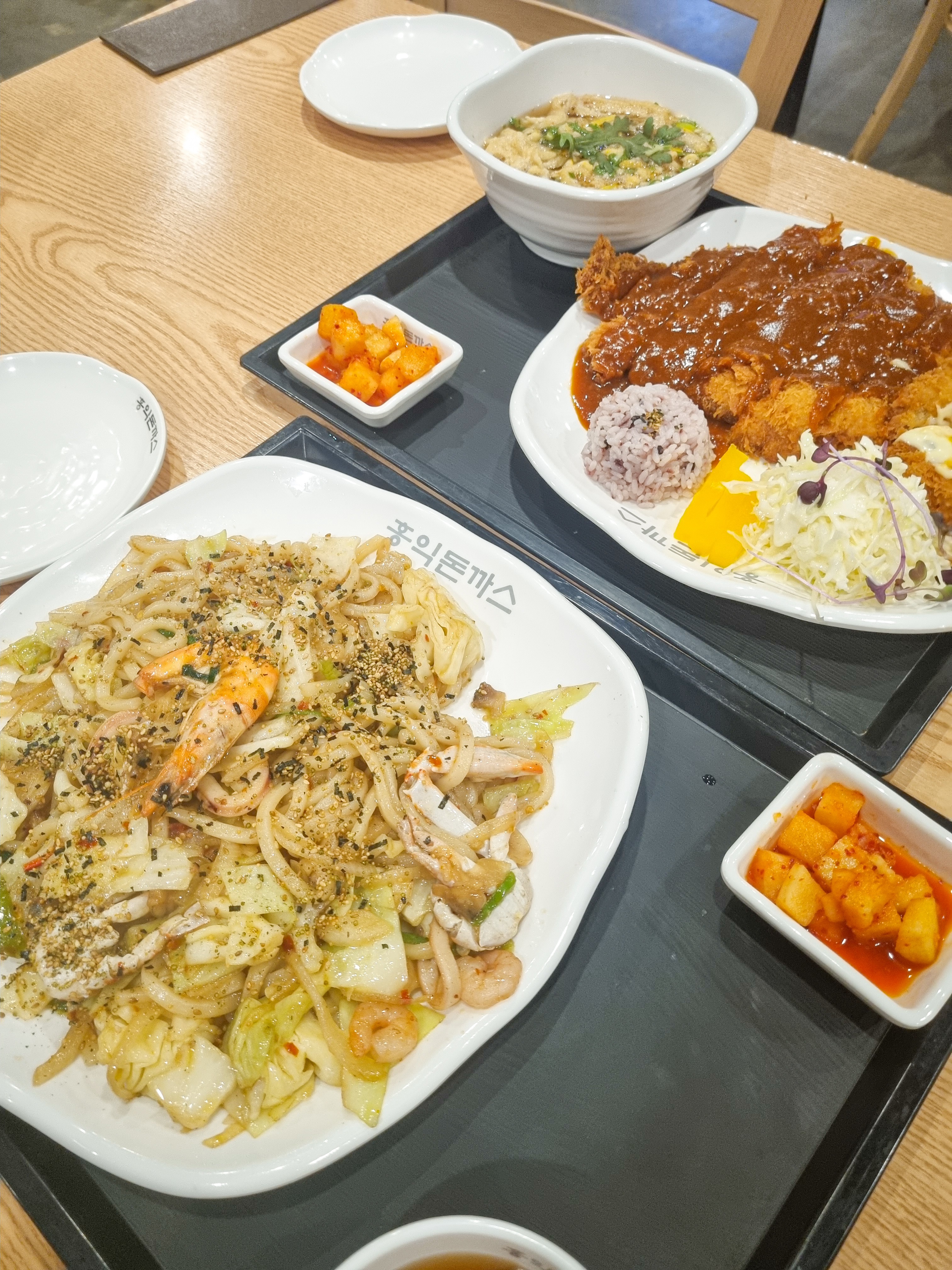 역시 홍익돈까스네요~ 양도 많고 맛도 좋아요! 가성비 굿굿! - 향남 맛집 홍익돈까스 향남점