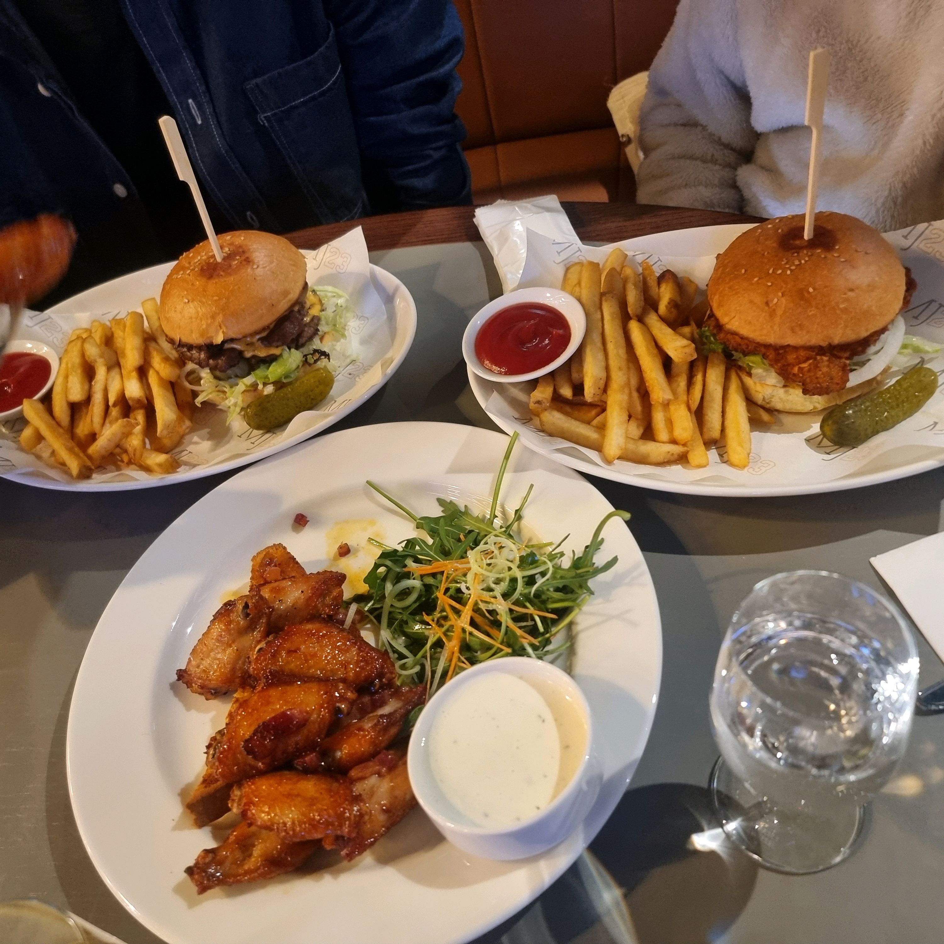 [을왕리 맛집 MJ23 스포츠 바 앤 그릴] 직접 가본 로컬 리뷰