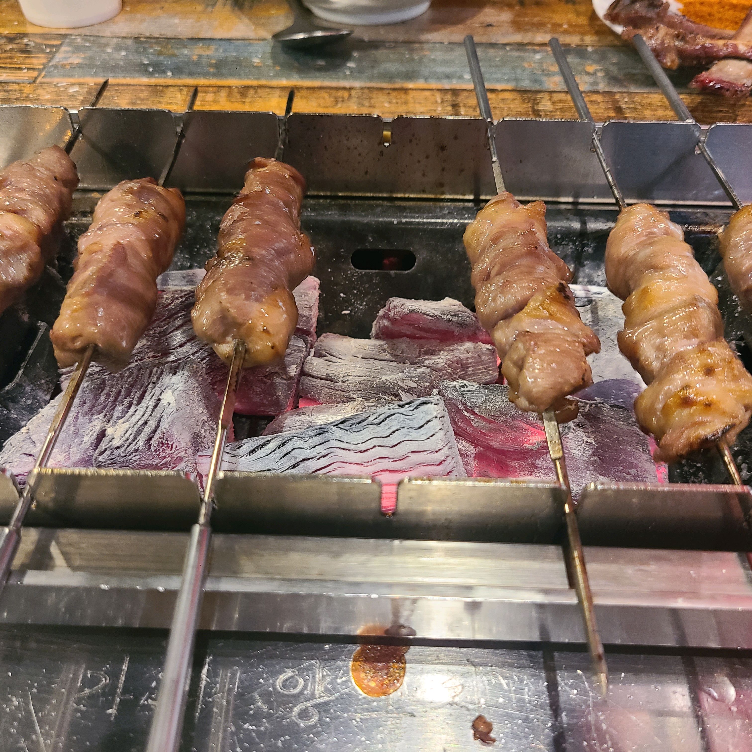 양꼬치 6개 18000원 ㄷㄷ - 불당동 맛집 가희양꼬치 신불당점