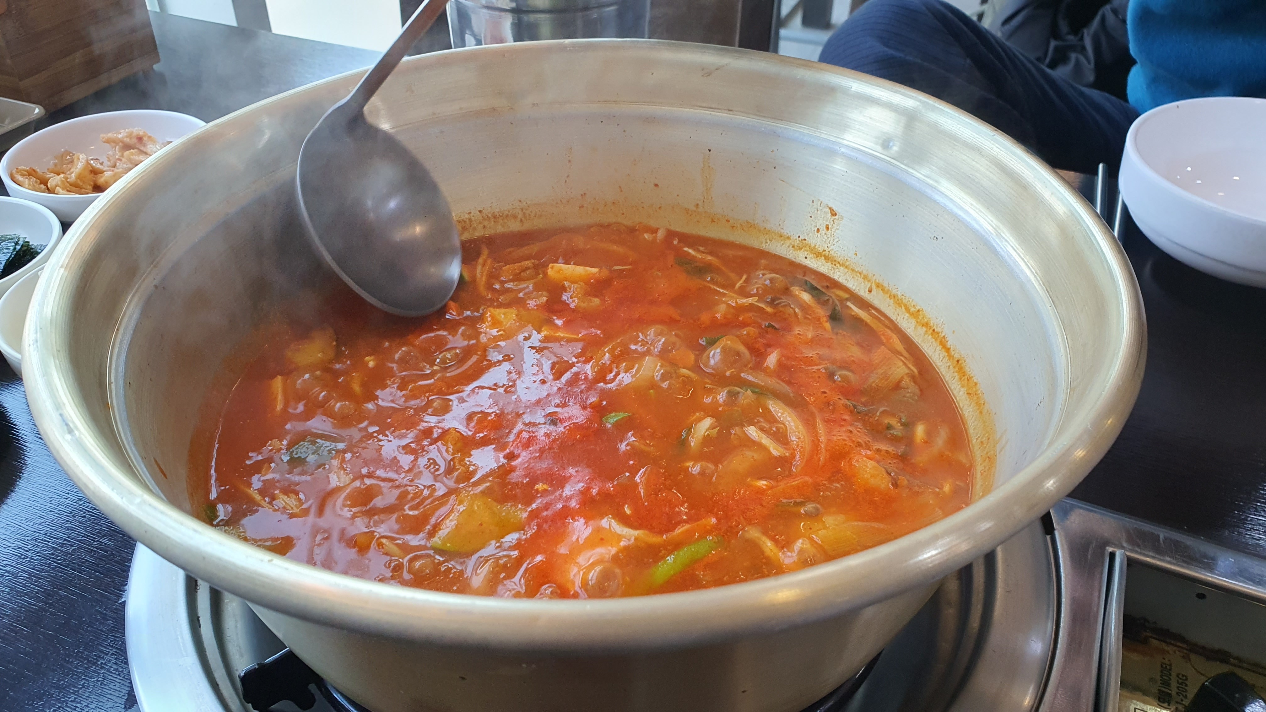 
반월역식당 얼큰이찌개마을 반월역점