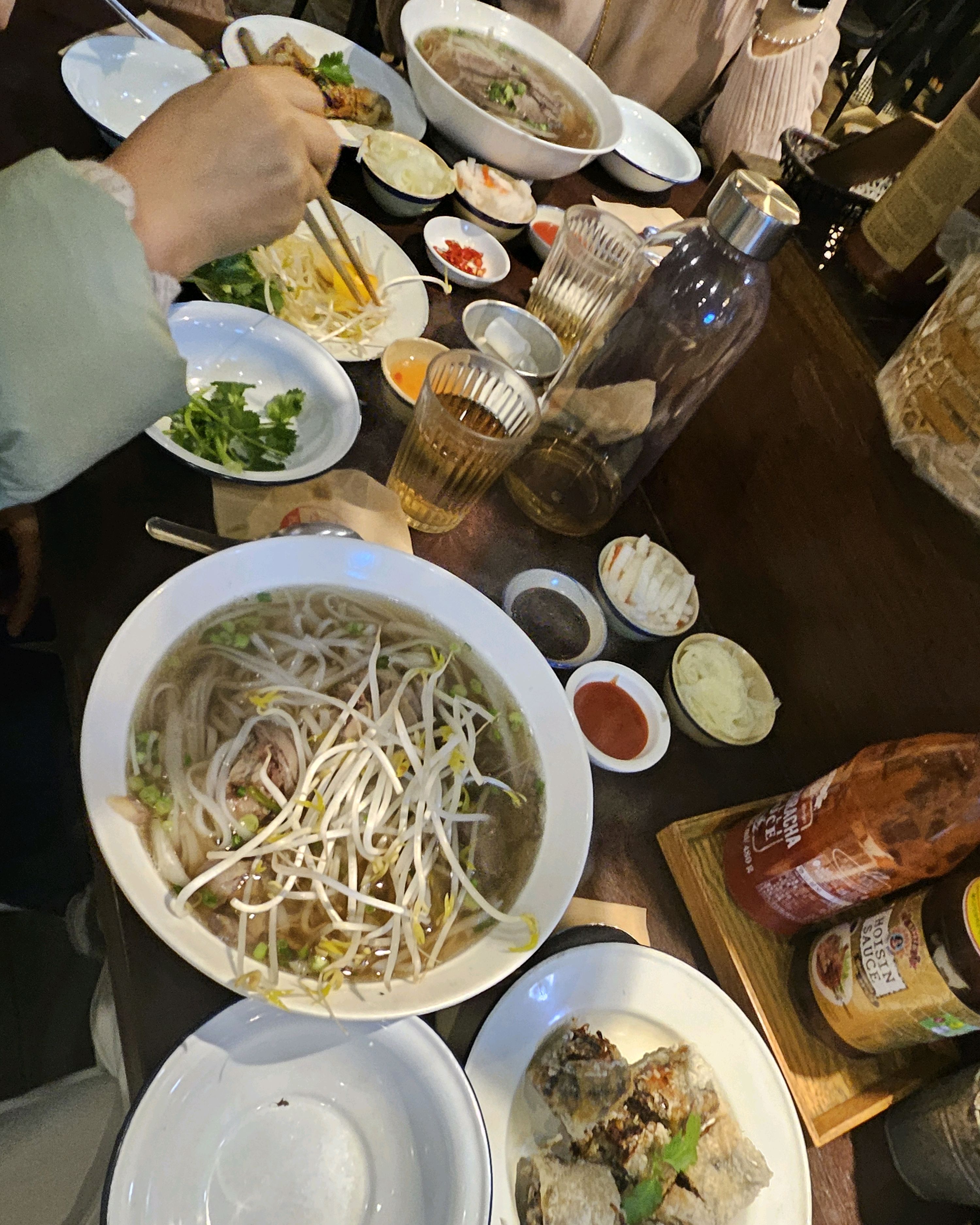 헤르셔에서 장사 잘 되는 맛집.🤧 - 천호동 맛집 강동호치민