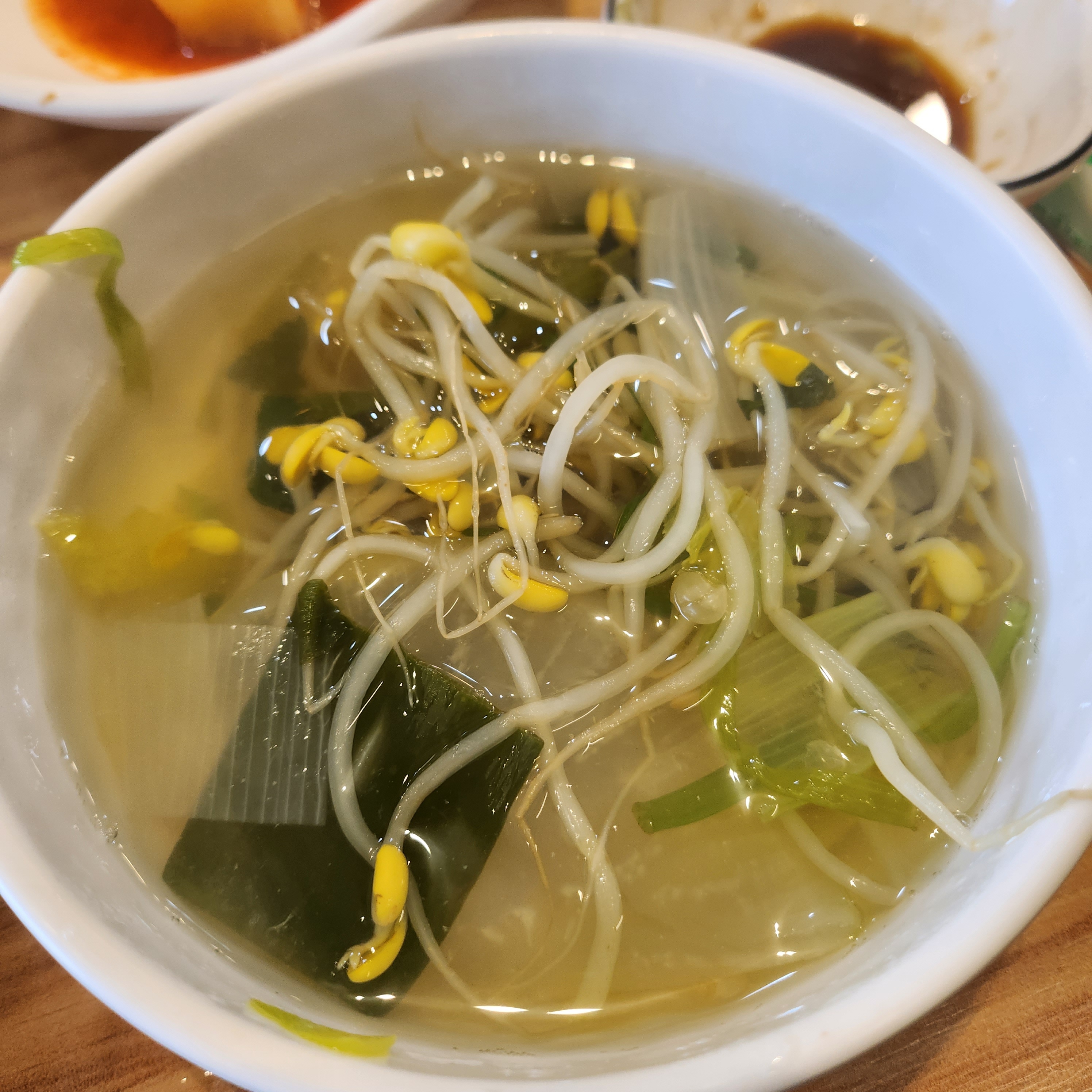 복지리 주문했습니다 - 삼척항 맛집 삼정식당