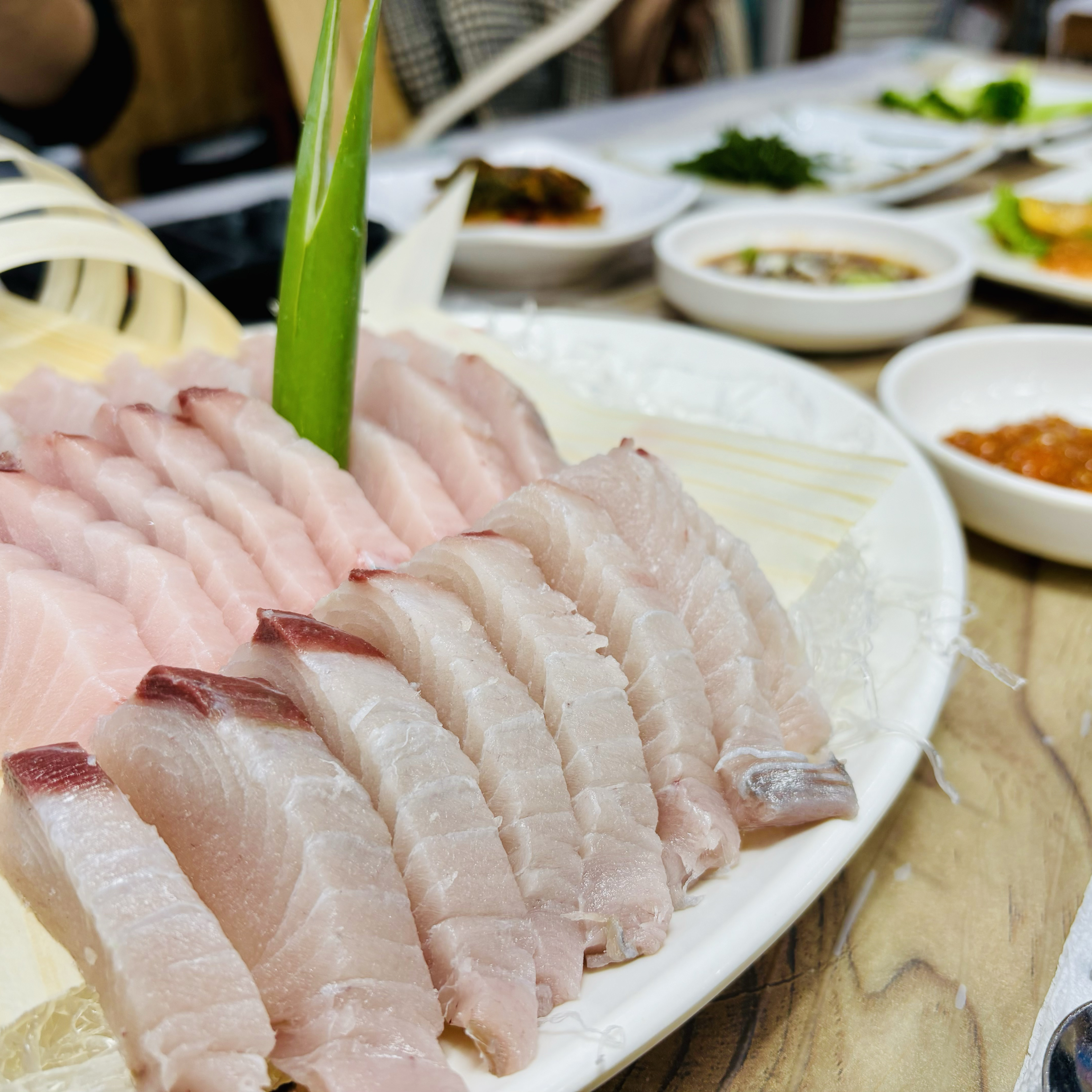 [여수 맛집 여수사시사철삼치회] 직접 가본 로컬 리뷰