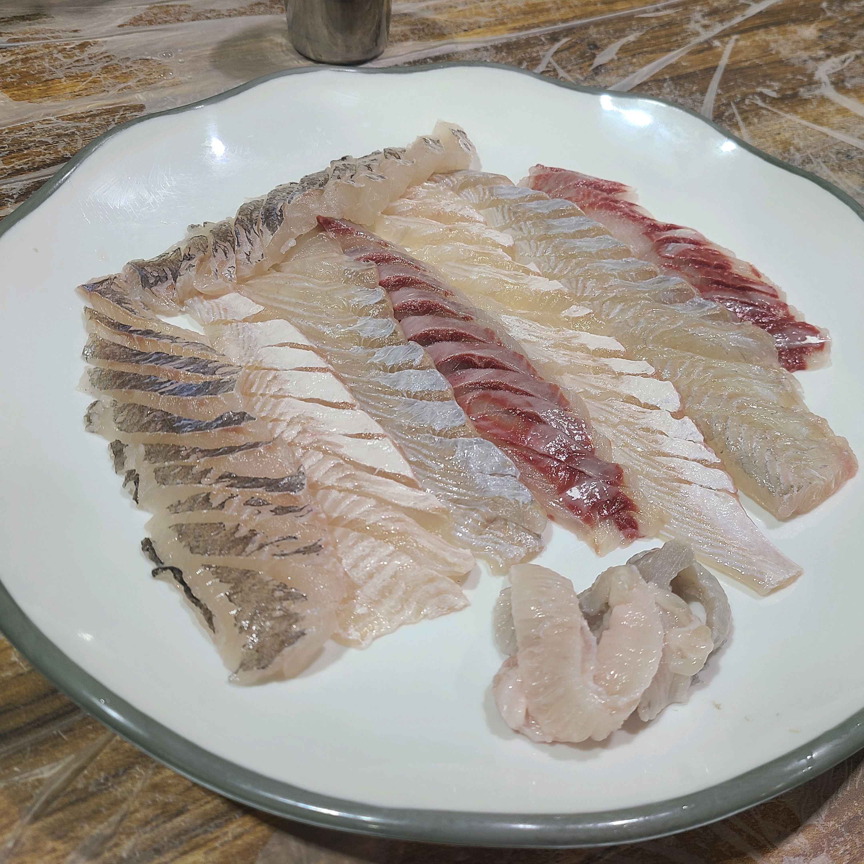 회는 가성비 좋은거 같아요. - 아바이마을 맛집 청호활어회센터 나룻배 12호 회포장