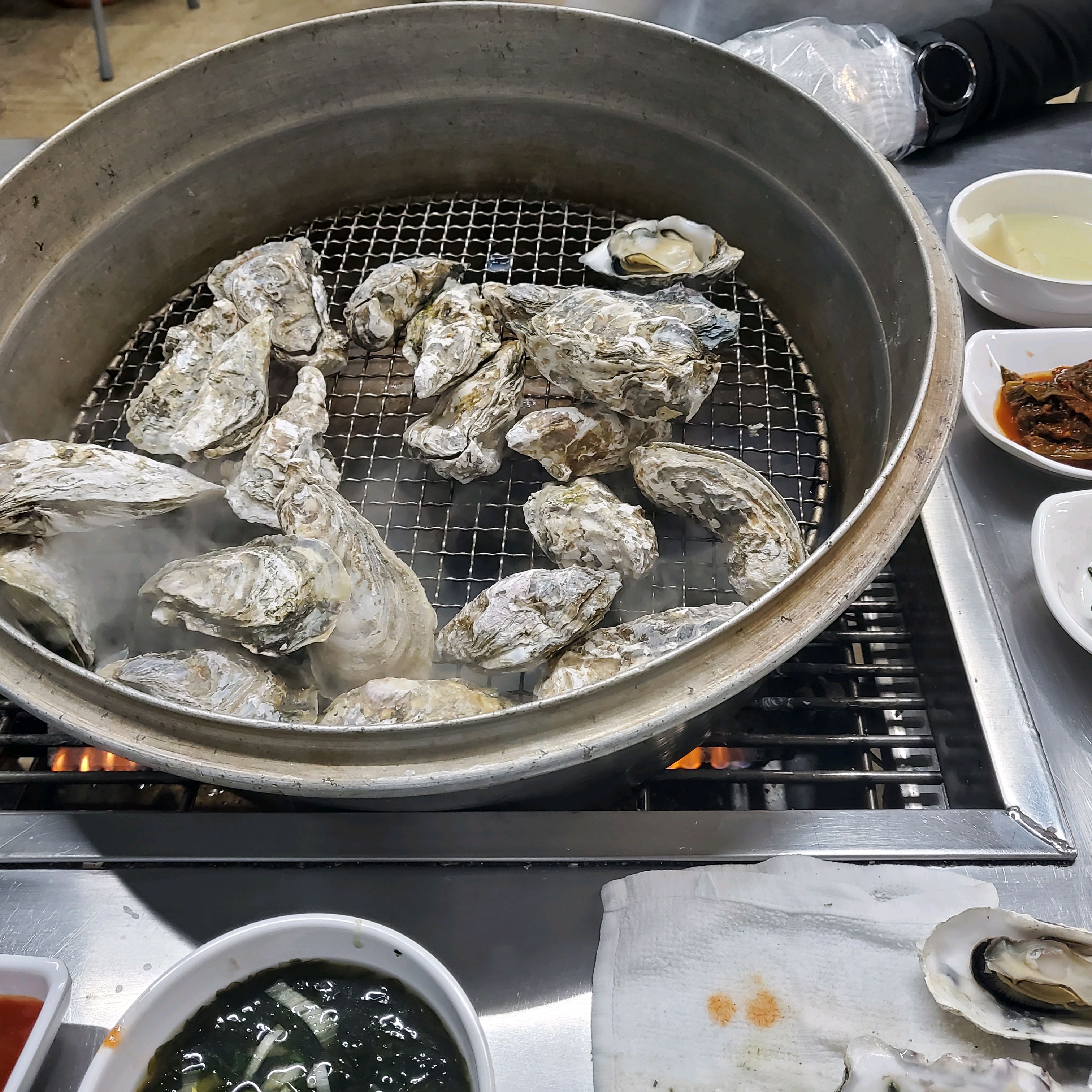 [여수 맛집 1박2일굴구이식당] 직접 가본 로컬 리뷰