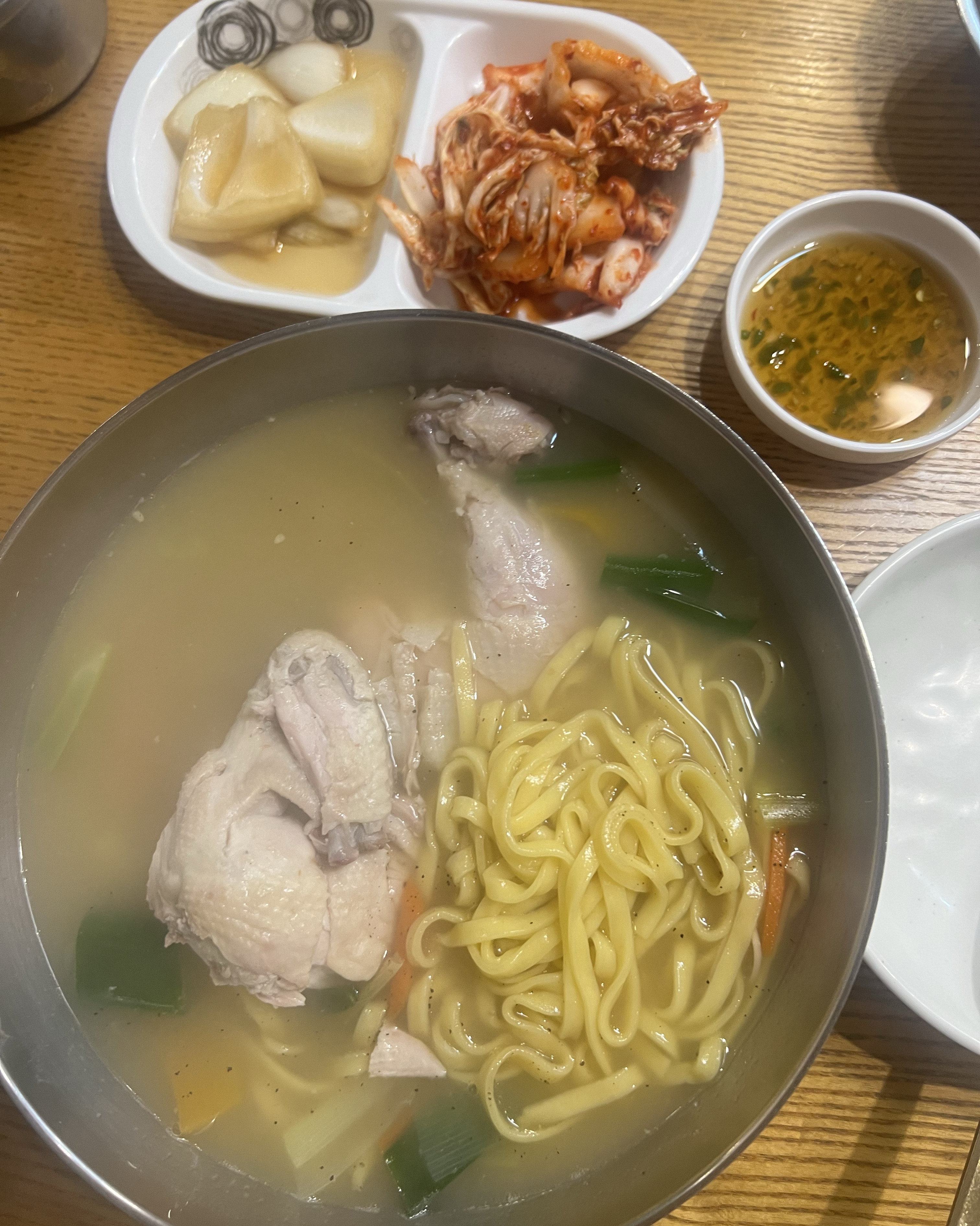 방화역식당 정가네닭국수