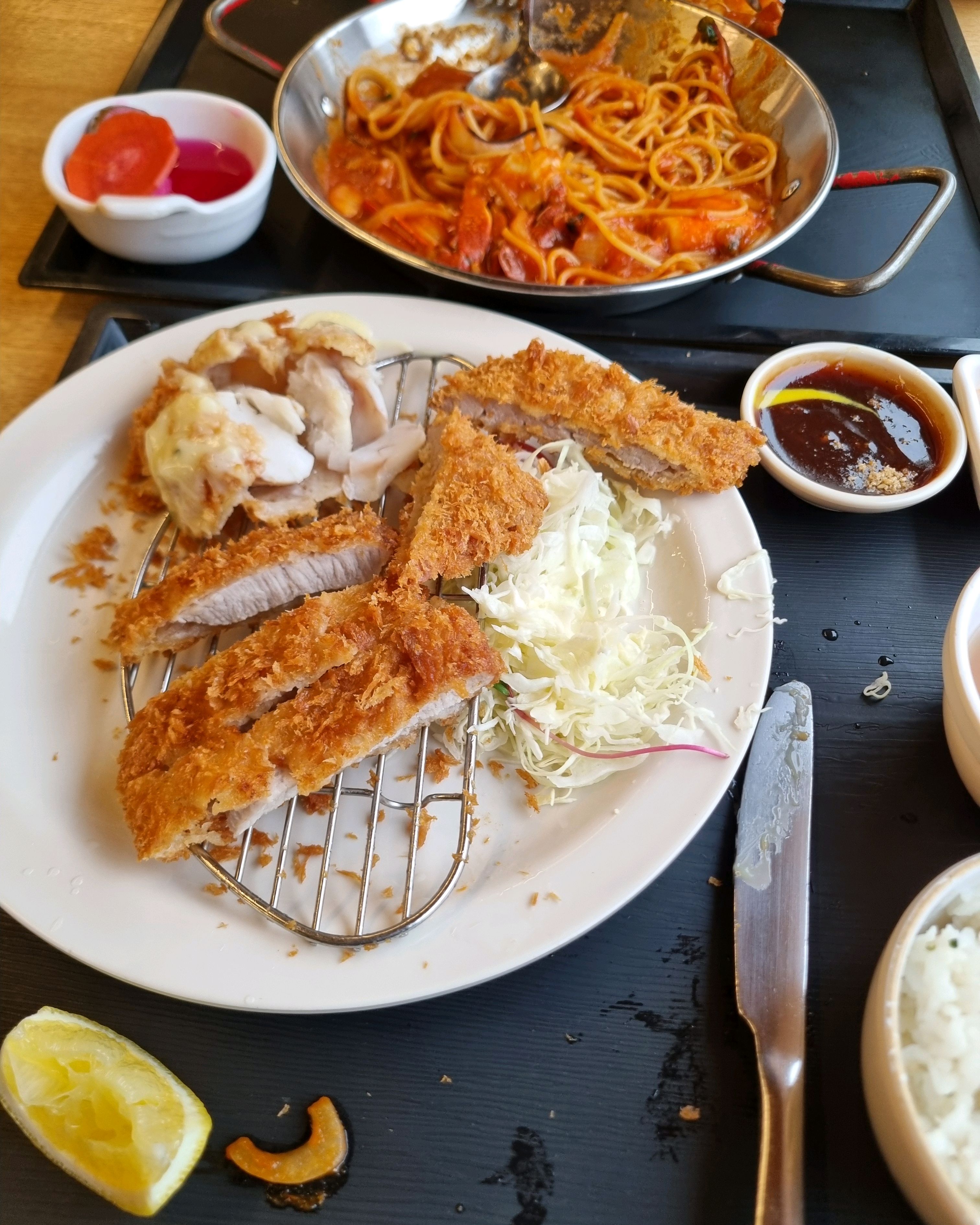 안심돈까스가 일반 돈까스랑 똑같이 생겨서 헷갈리네요 - 기흥 맛집 홍익돈까스 기흥점