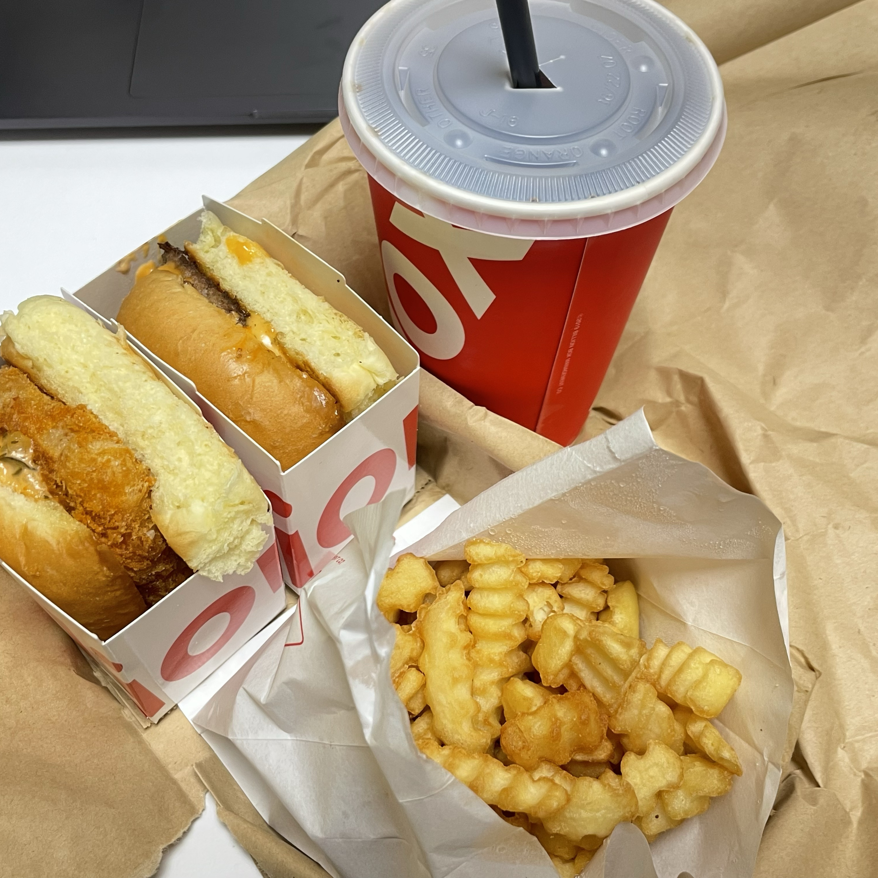 [경리단길 맛집 빌리언박스] 직접 가본 로컬 리뷰