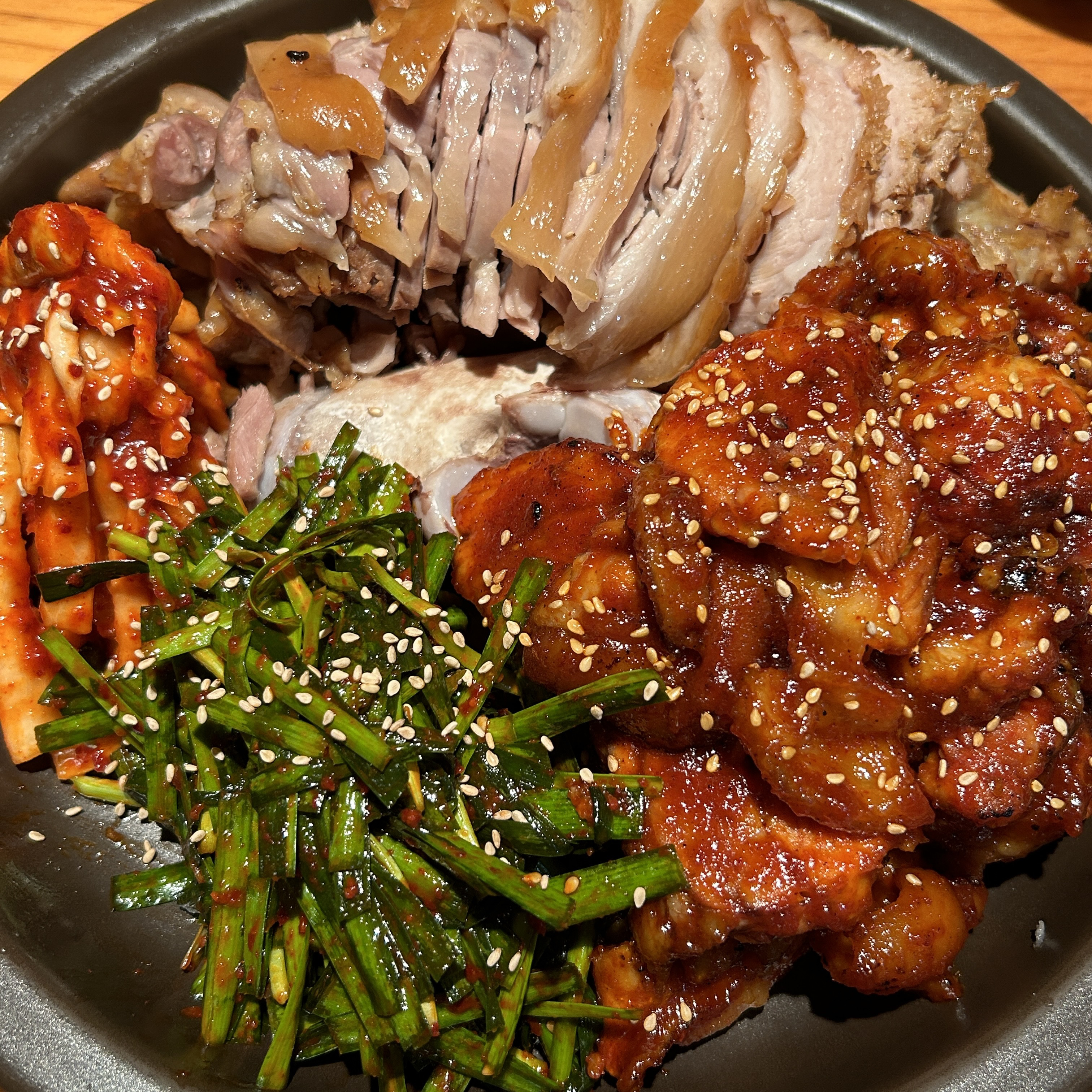 반반족발뒷다리(기본+불족(보통맛)),막국수 시켰어요🤩 - 구월동 맛집 족장