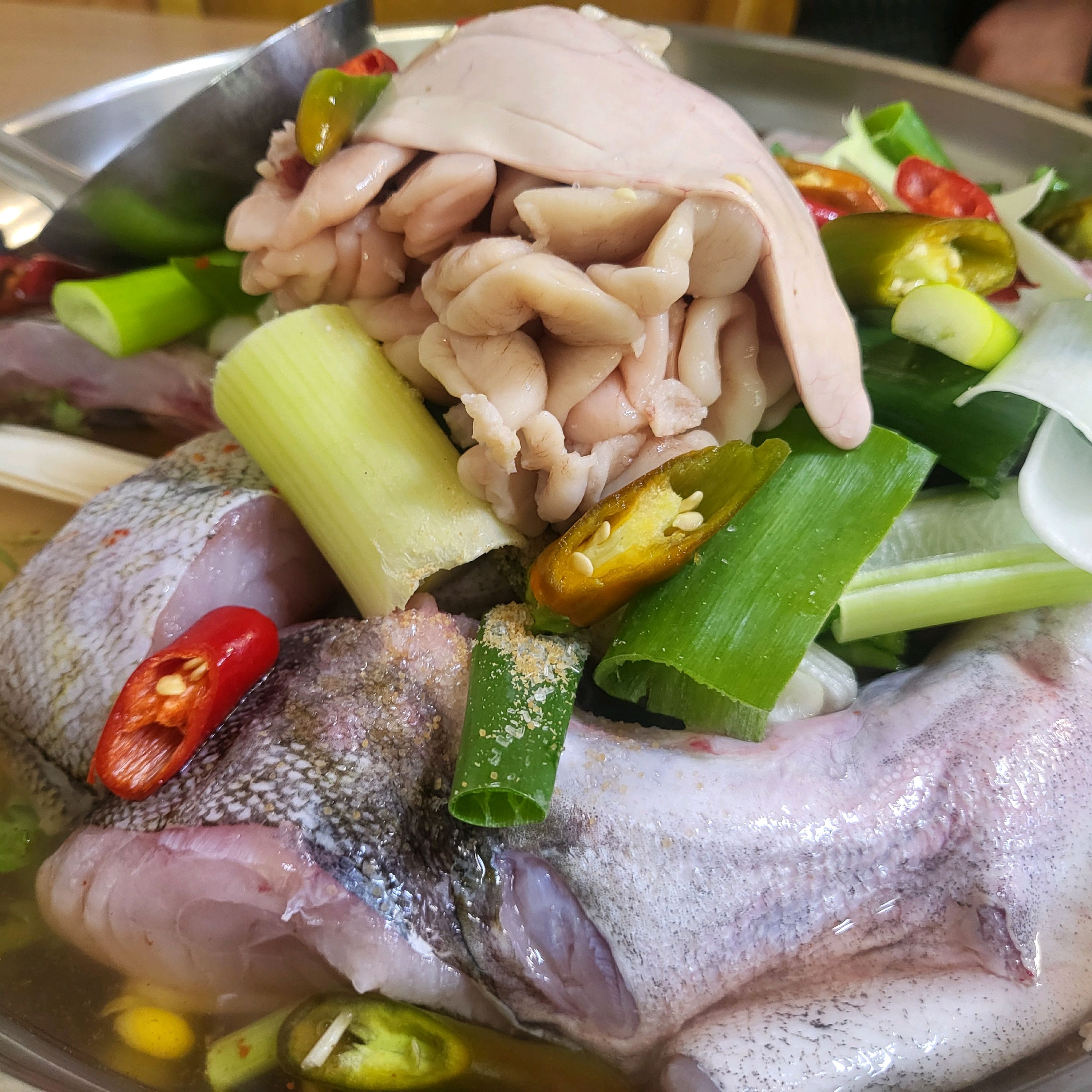재료 신선하고 정말 맛있어요 - 인천 맛집 용인정
