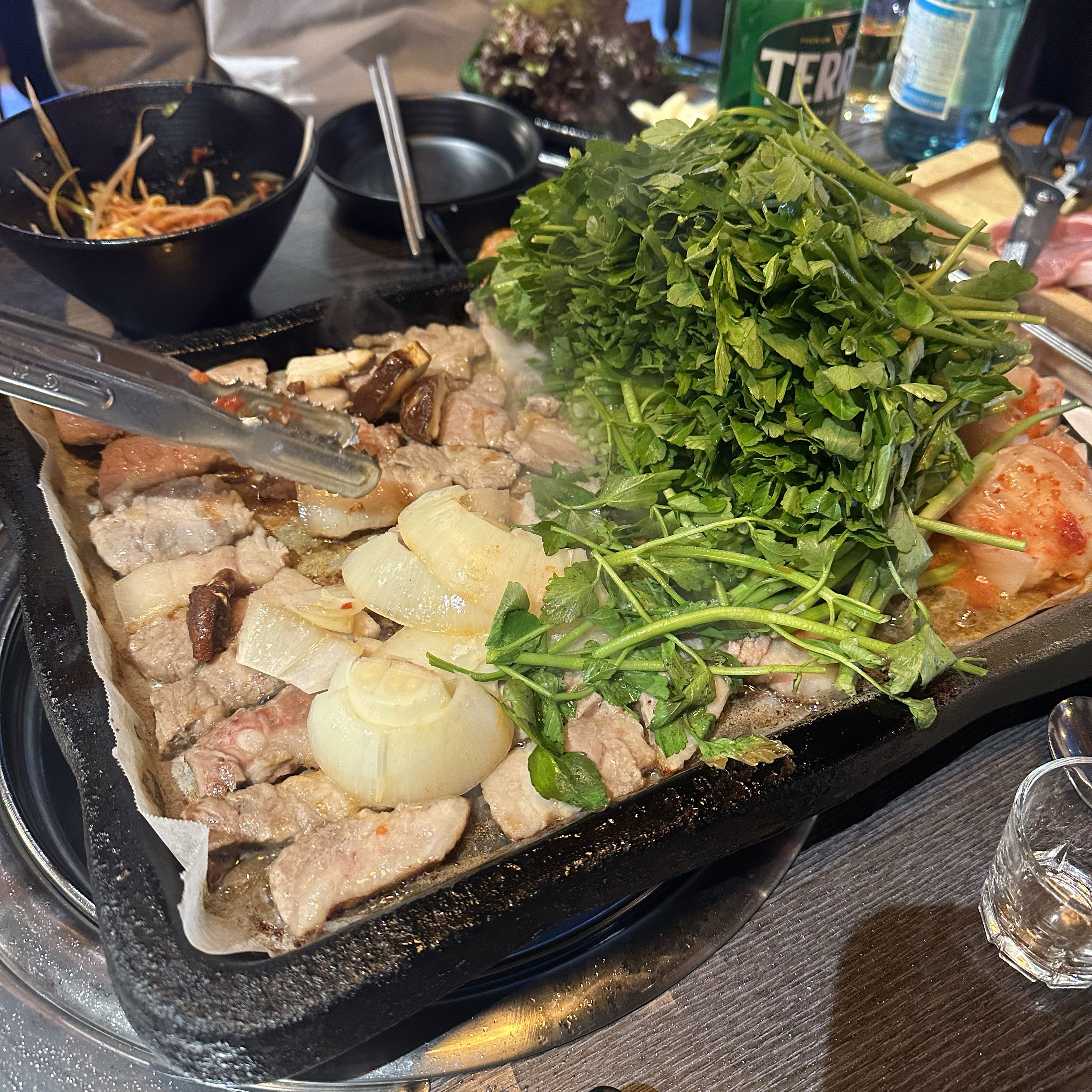 삼겹살 킬러인데 진짜 넘맛있어요 ㅜㅜ 직원분들도 다 넘 친절하시규.... 고기도 고소하고