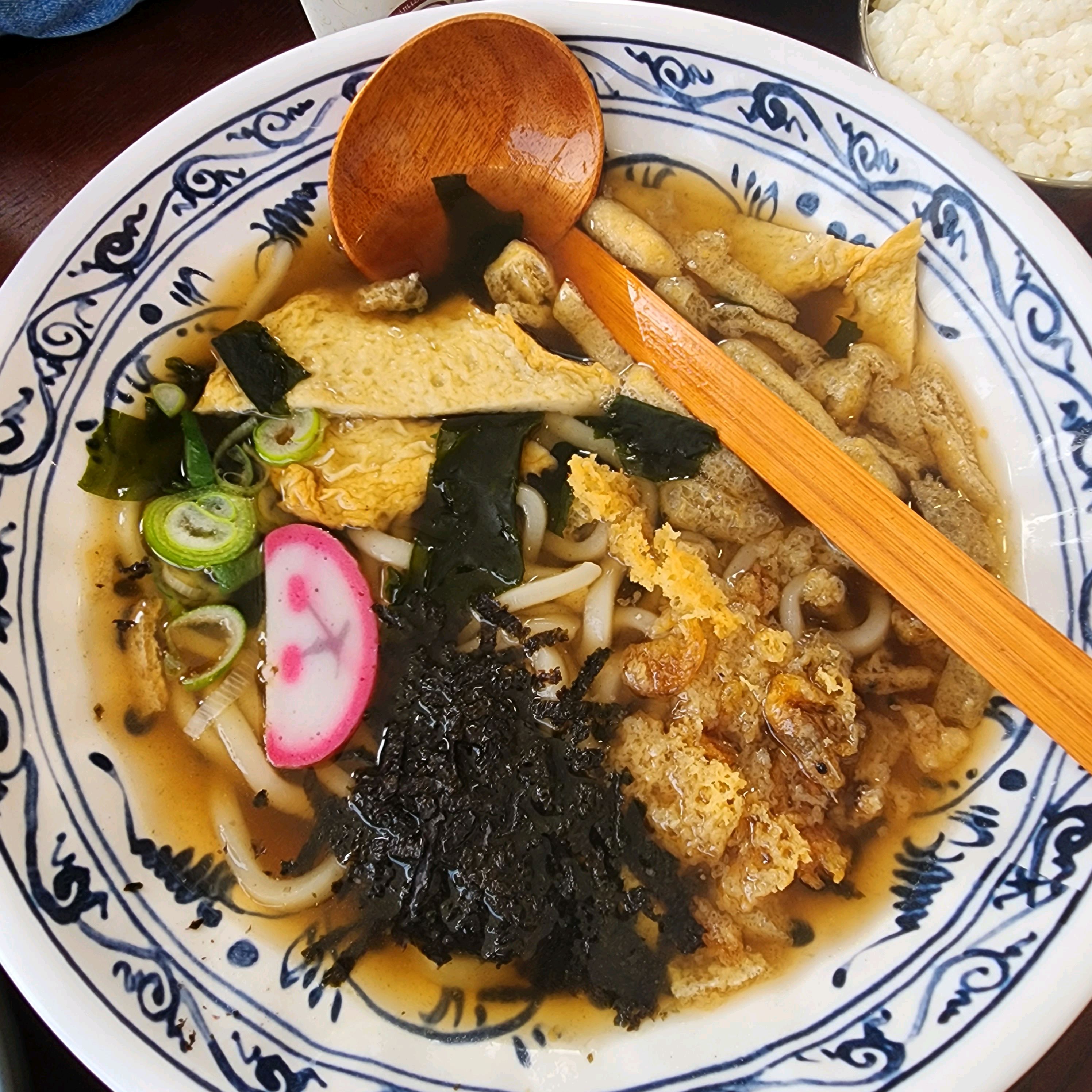 우동부터 떡볶이,돈까스,소바까지 어느것하나 빠지지않고 정말맛있어요!!! - 오창 맛집 삼동소바 오창점