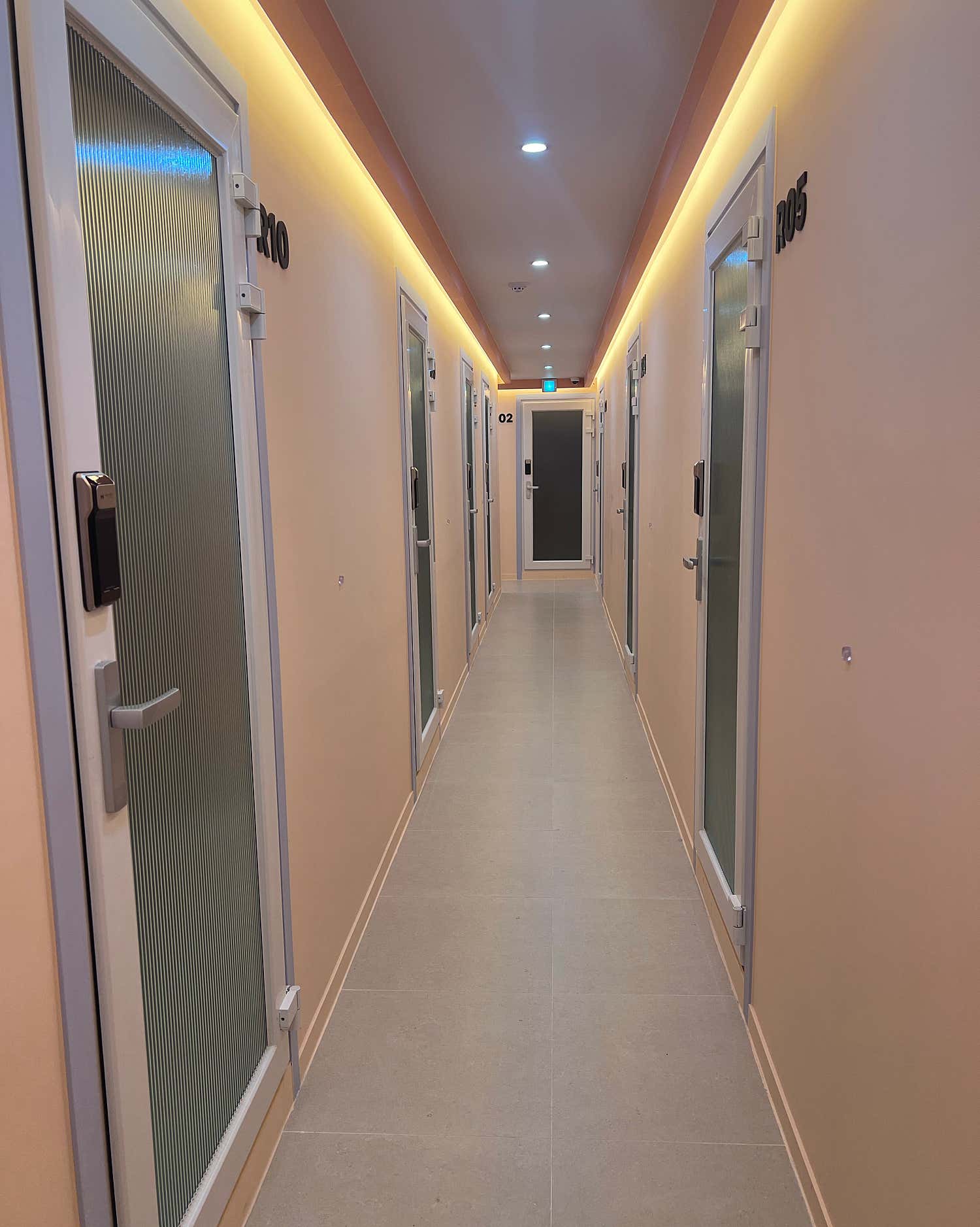 2번째 스튜디오 사진