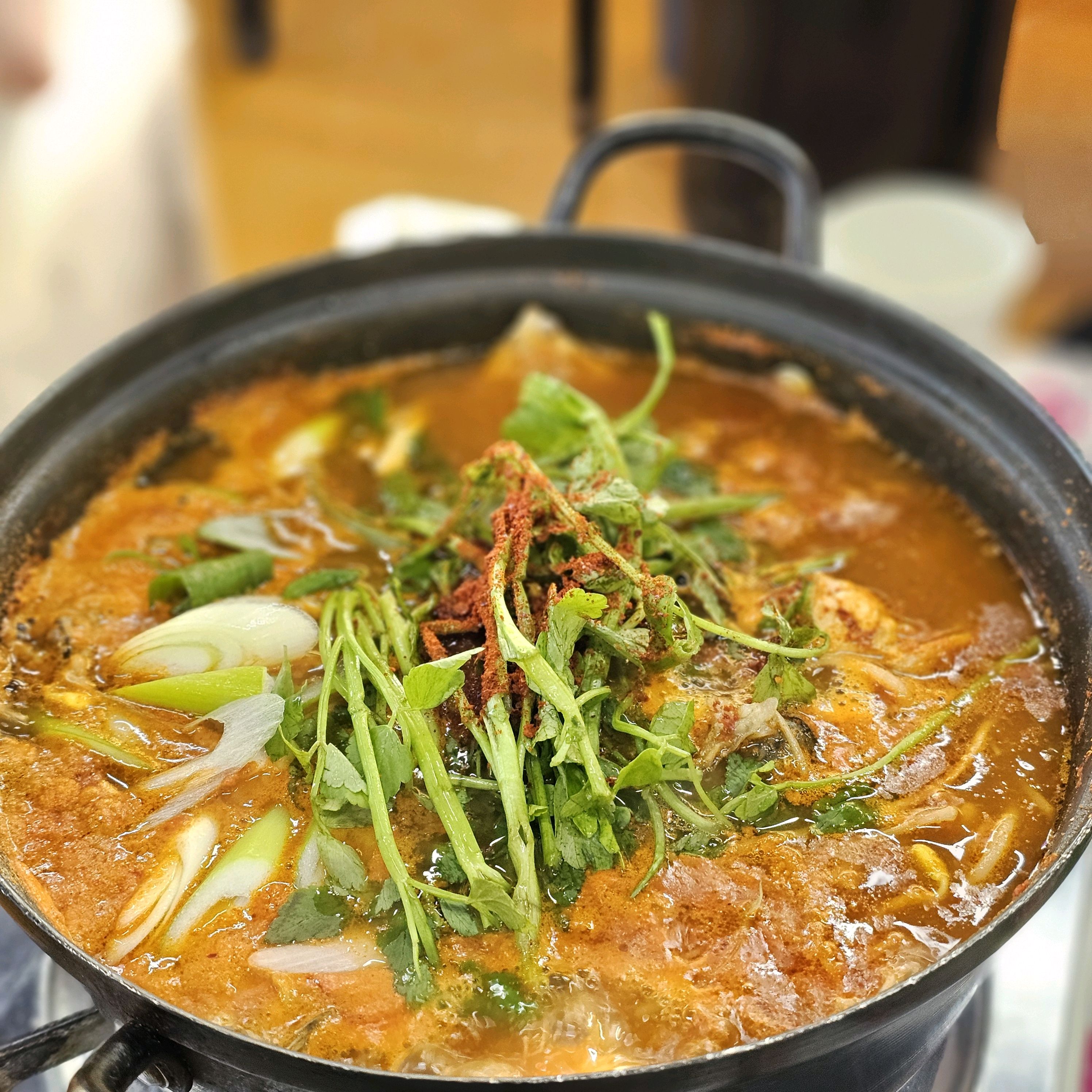 전곡항 수산시장 104호 해왕수산 - 제부도 맛집 해성호