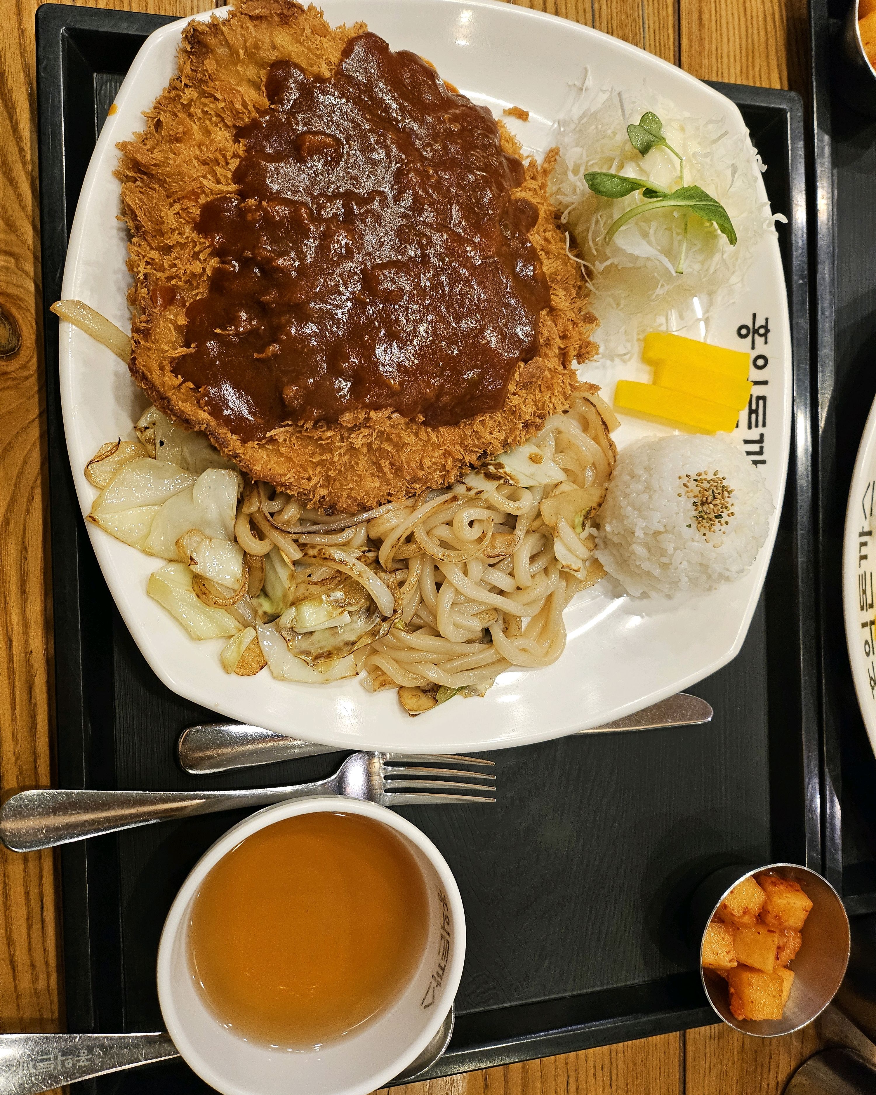 간판이 너무작아요 - 평택 안중 맛집 홍익돈까스 안중점