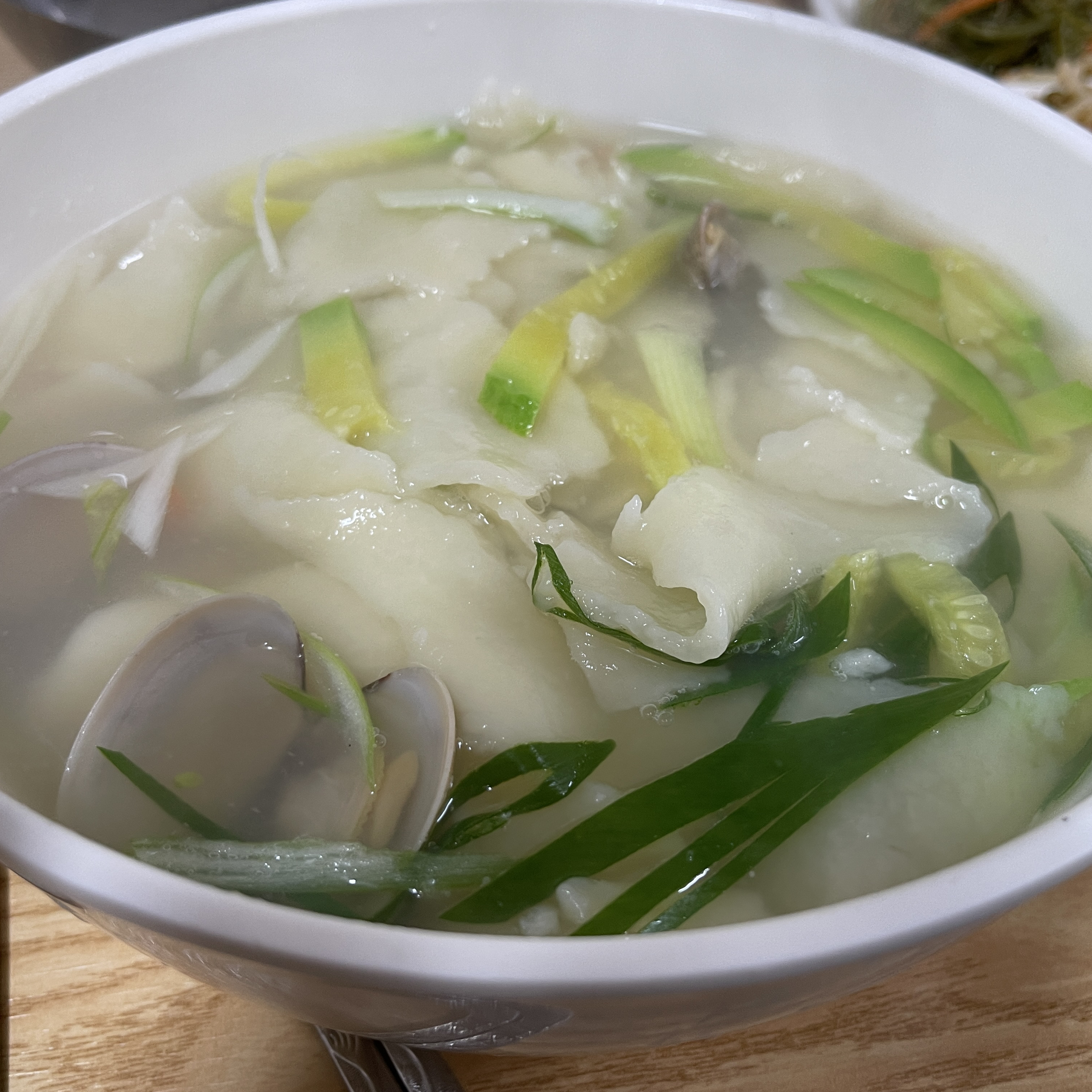 [양평역 맛집 쌍둥이손칼국수] 직접 가본 로컬 리뷰