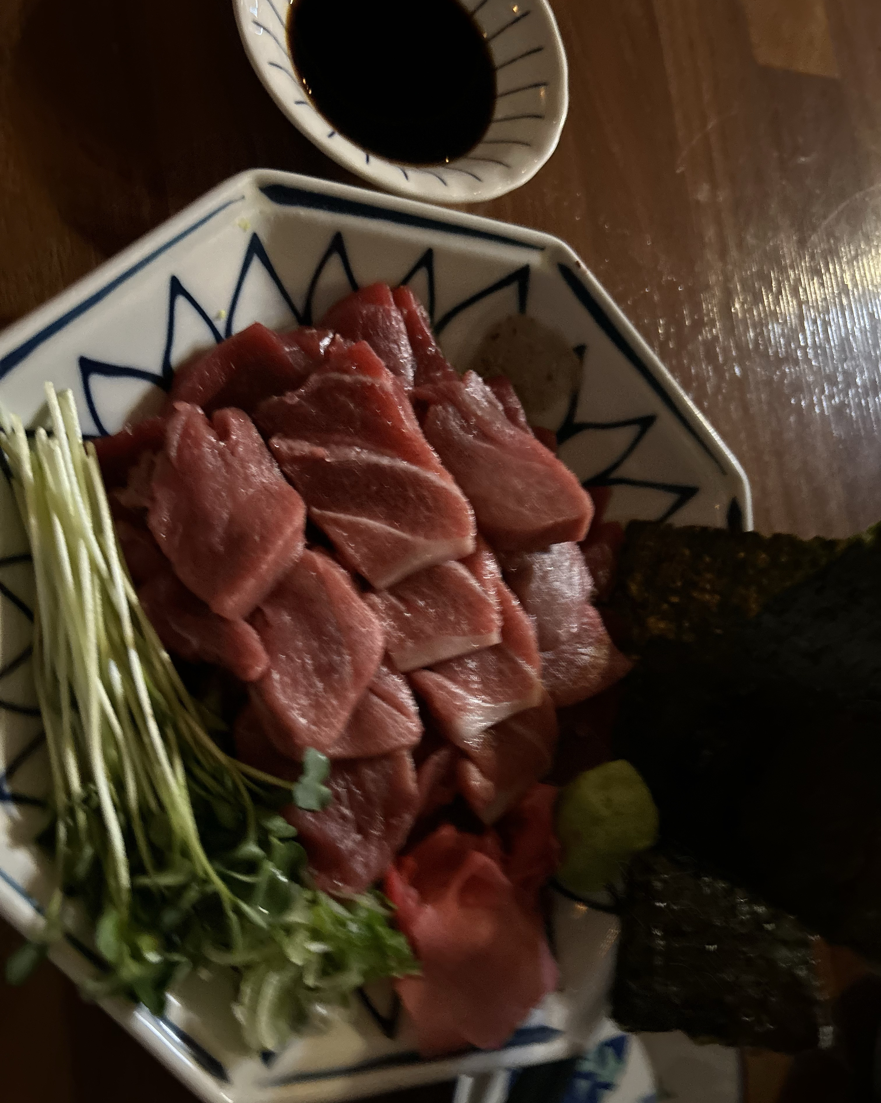 서울시 용산구 보광동 맛집
 요코스카쓰나미