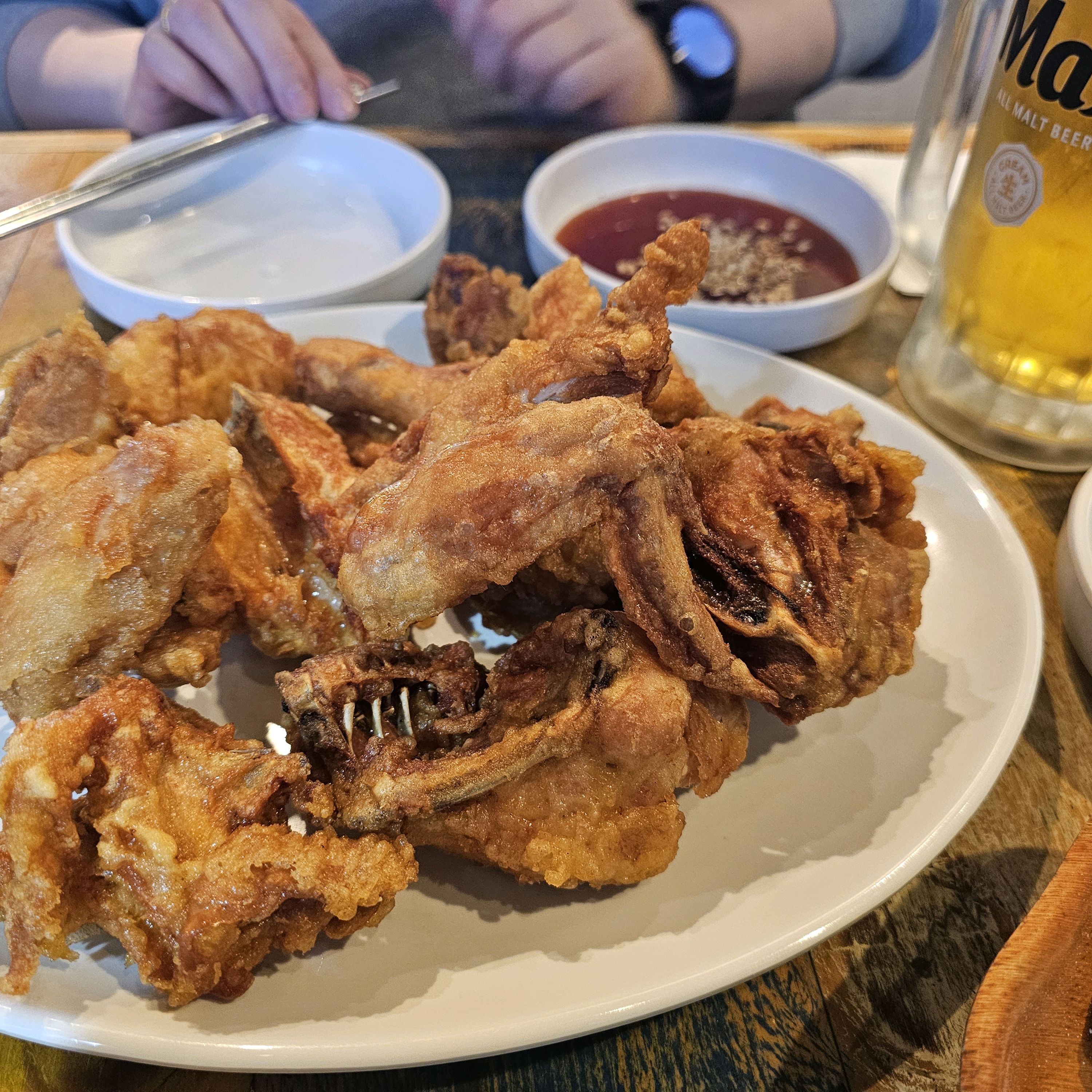 [경리단길 맛집 프리모펍을지로골뱅이] 직접 가본 로컬 리뷰