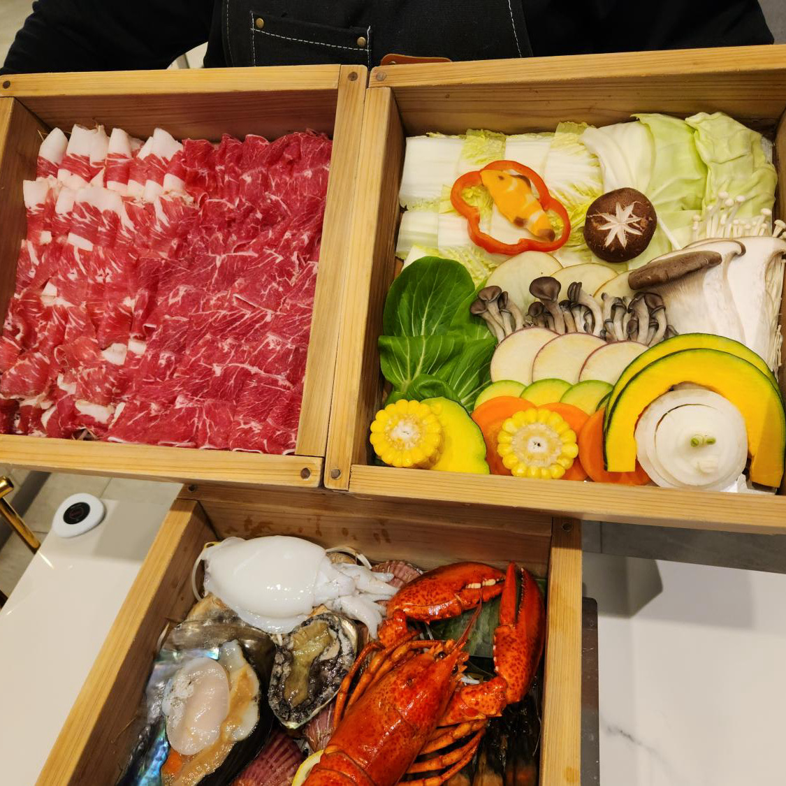3단편백찜 먹으러 방문했는데 뷰가 넘 좋더라구요 ㅋㅋ 부산에 살지만거도 바다뷰 보면서 먹는