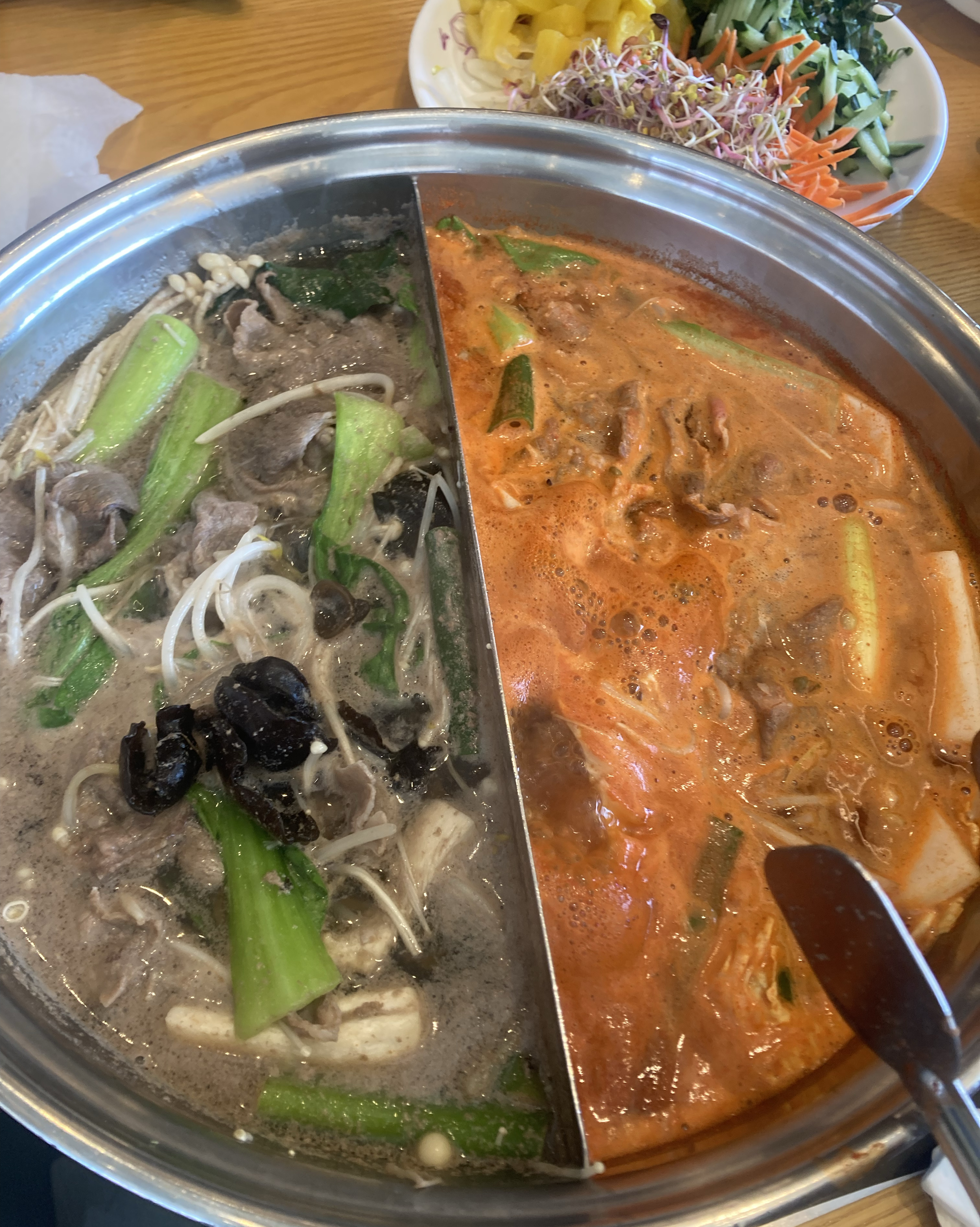 시간제한이 있긴하지만 음식종류가 많고 다양해서 좋았어요^^ 배부르게 잘 먹고왔답니다 - 경주 용황 맛집 샤브20 경주점