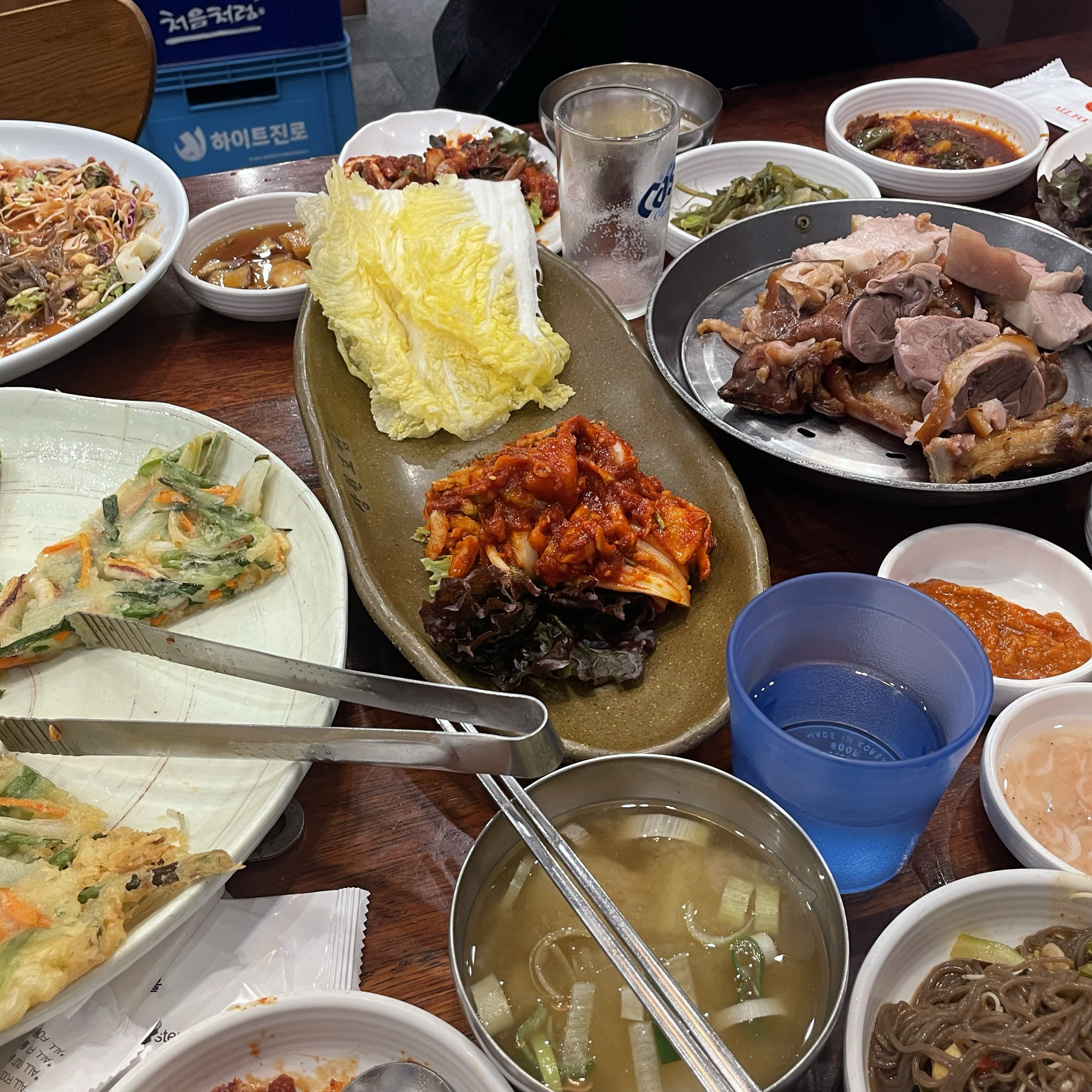 족발이 정말 부드러워요! - 천호동 맛집 장원보쌈족발