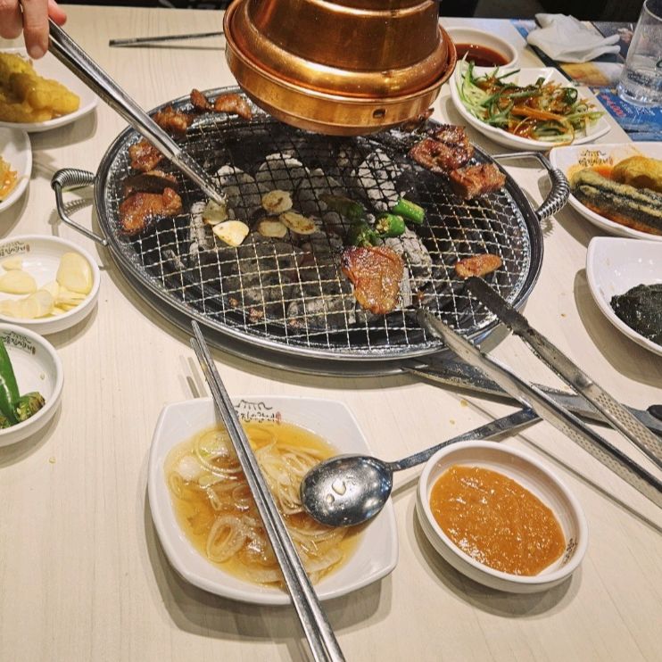 무한리필로 6가지 종류의 고기와 사이드 음식을 맘껏 가져다 먹을수 있어요~ - 영등포역 맛집 명륜진사갈비 영등포역점