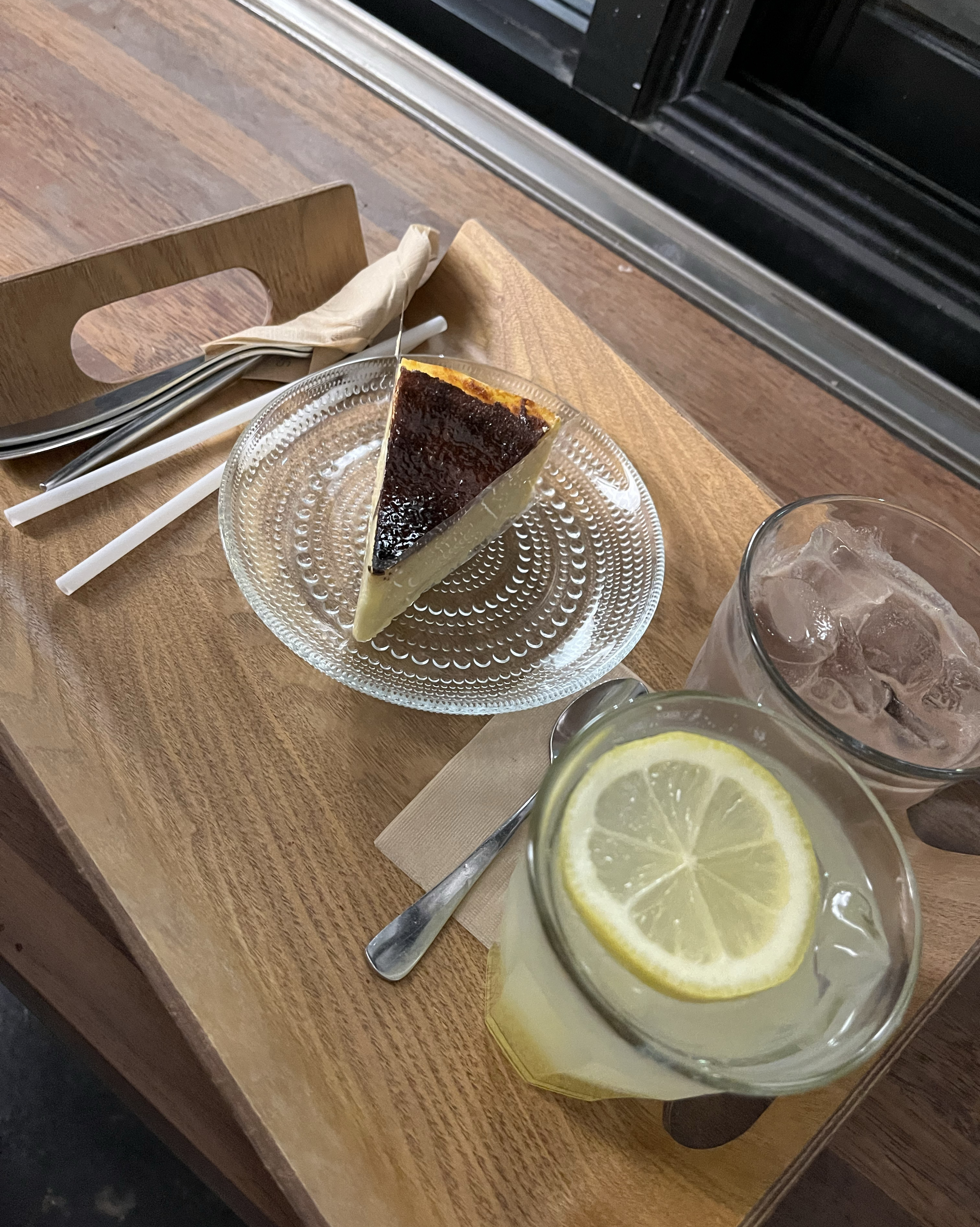 아이스초콜릿 6,000원 - 홍대입구역 맛집 콘하스 연남점