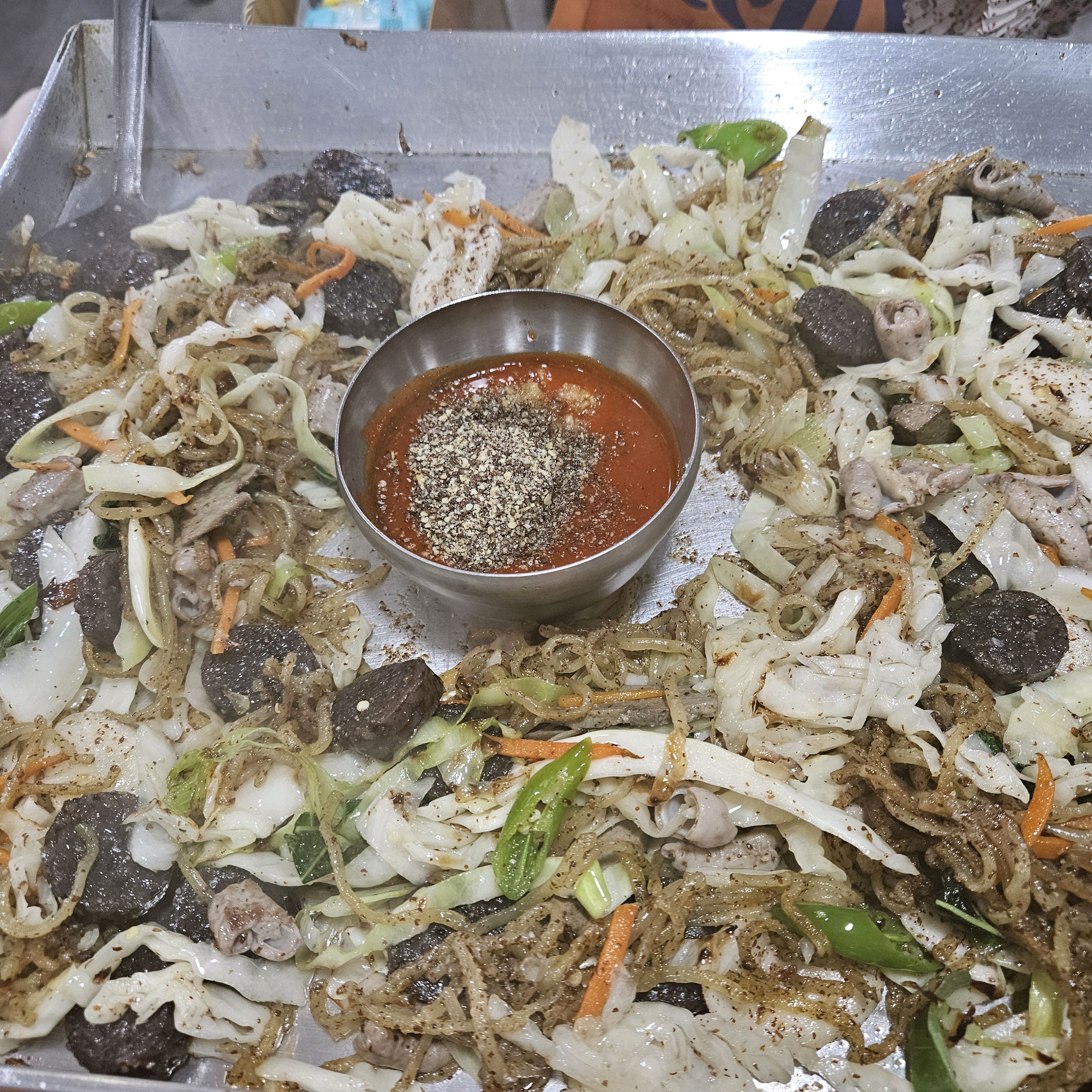 27 Years of Traditional Korean Rice Soup Restaurant near Sillim Station, Seoul, Korea