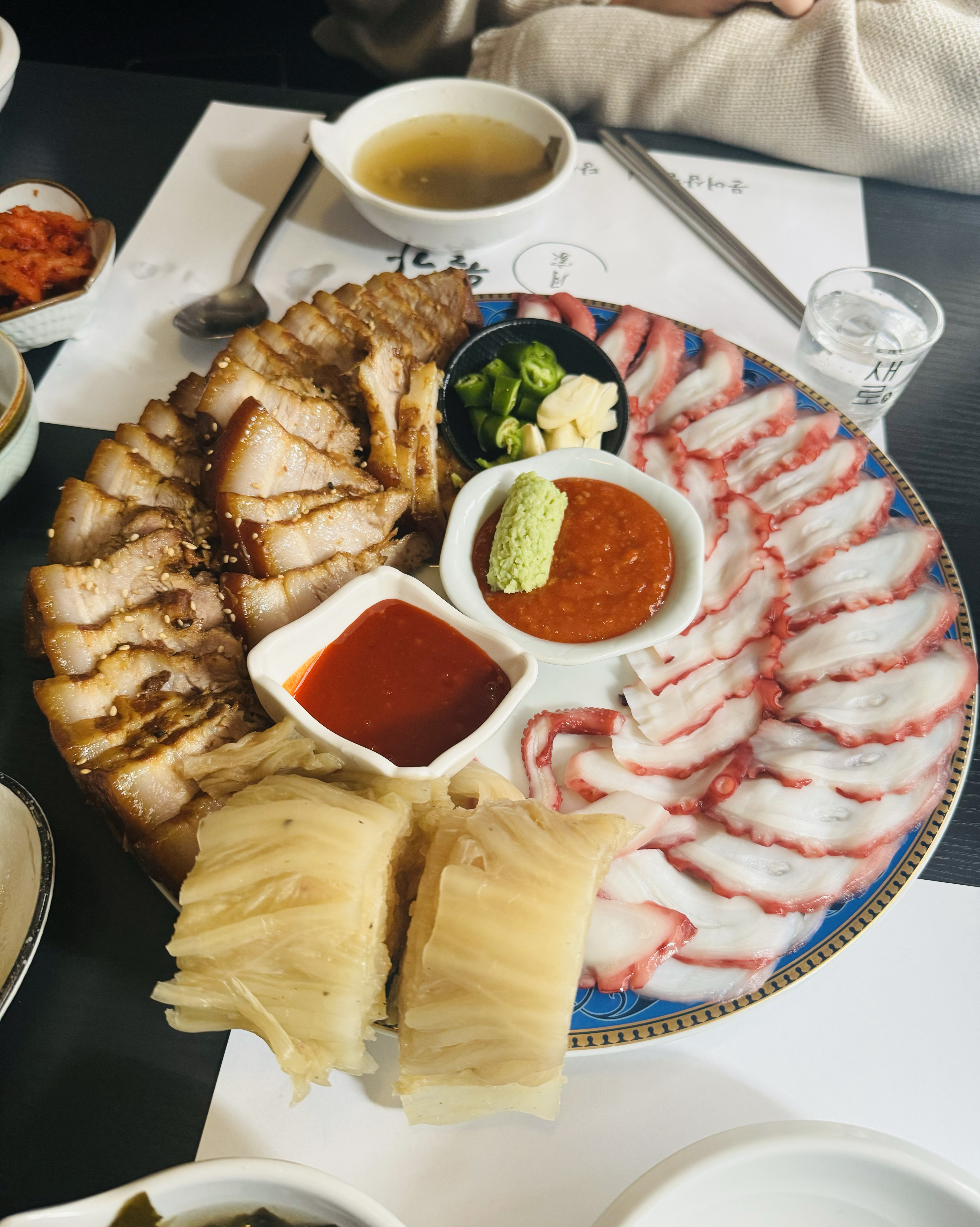 고기 잡내 안나고 너무 맛있게 잘먹었습니다 - 천호동 맛집 월가 천호점