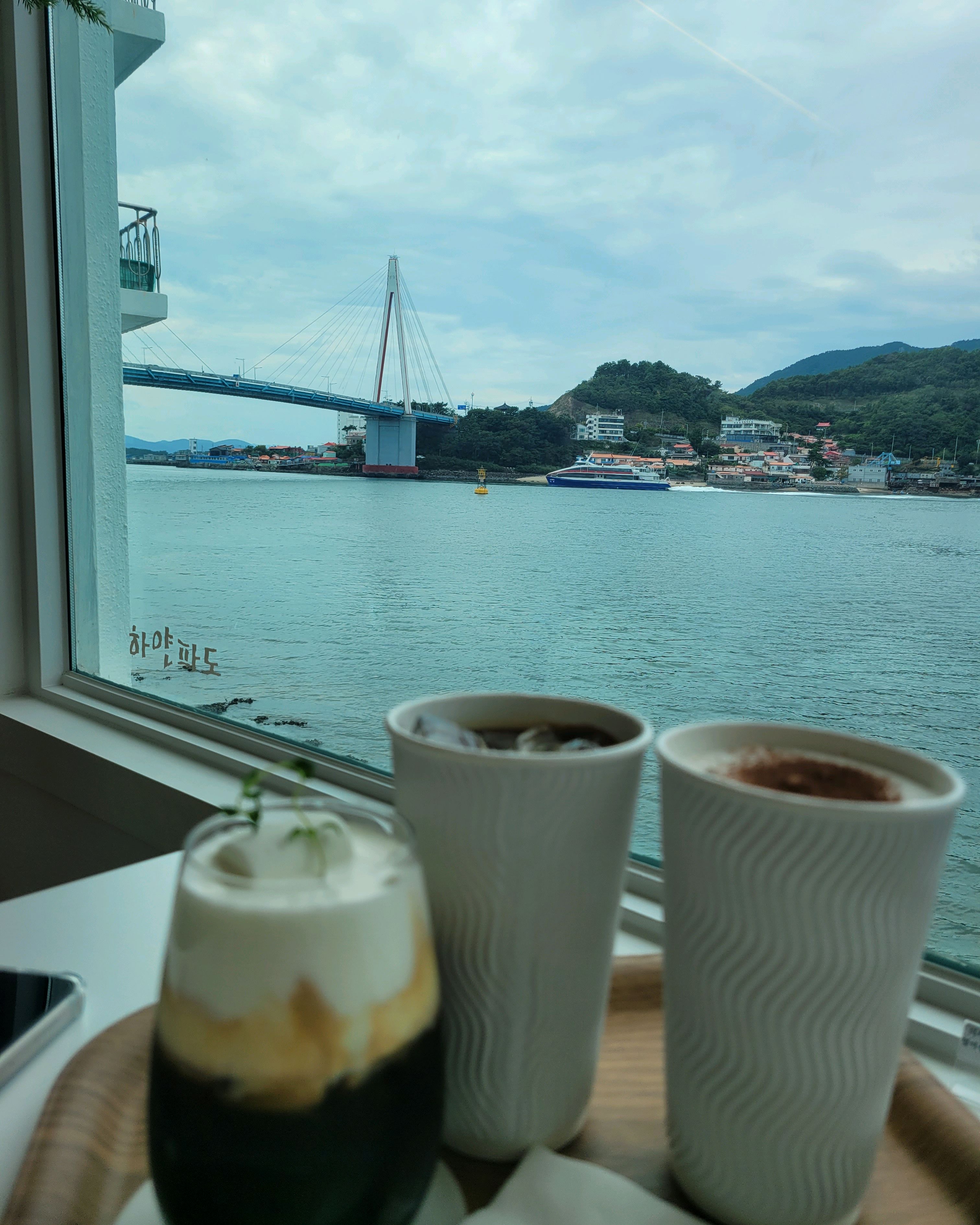 [여수 맛집 카페 하얀파도] 직접 가본 로컬 리뷰