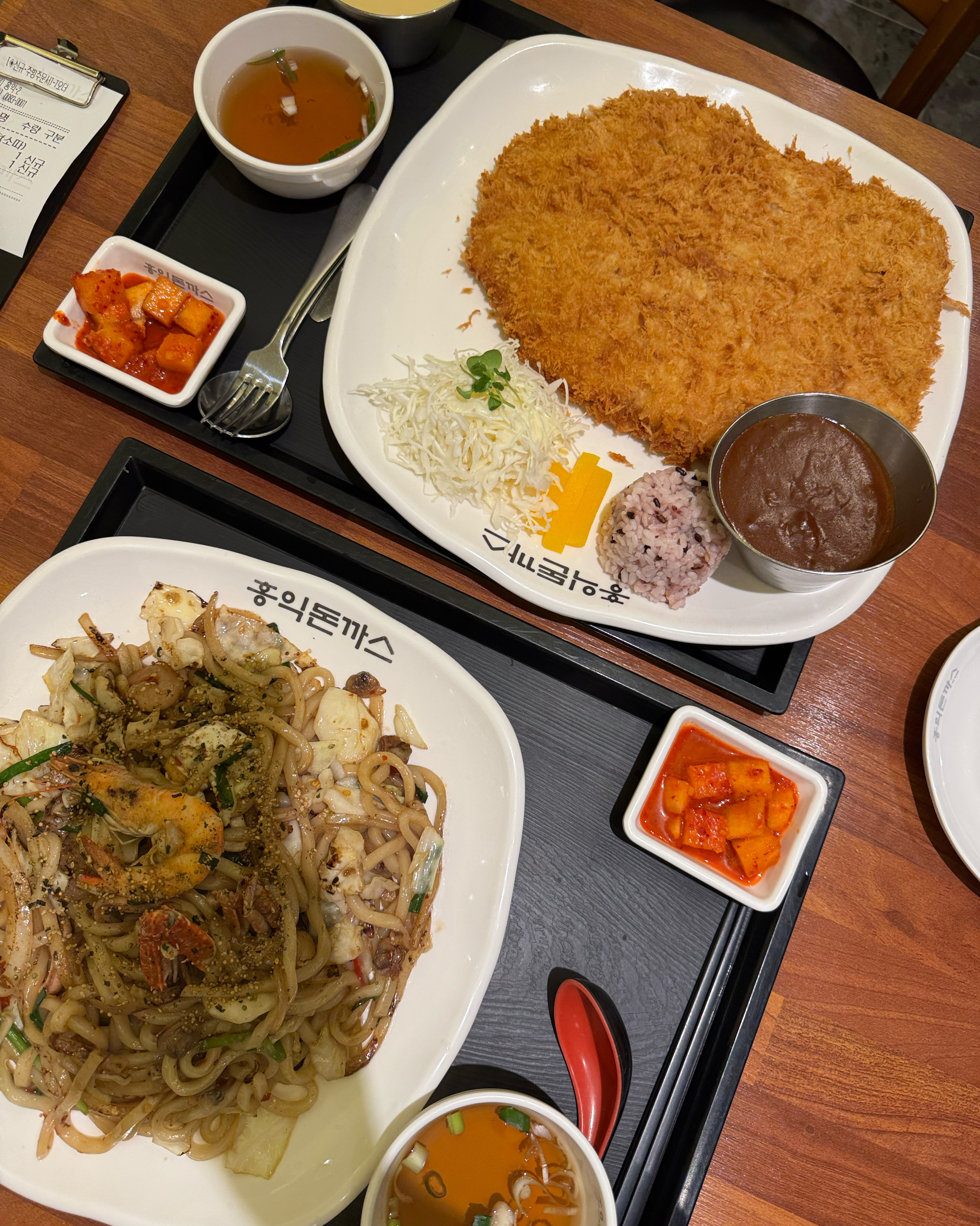 돈까스 먹고 싶어서 갔는데 크기가 엄청 커서 놀랬어요,,, - 구미 금오산 맛집 홍익돈까스 구미금오산점