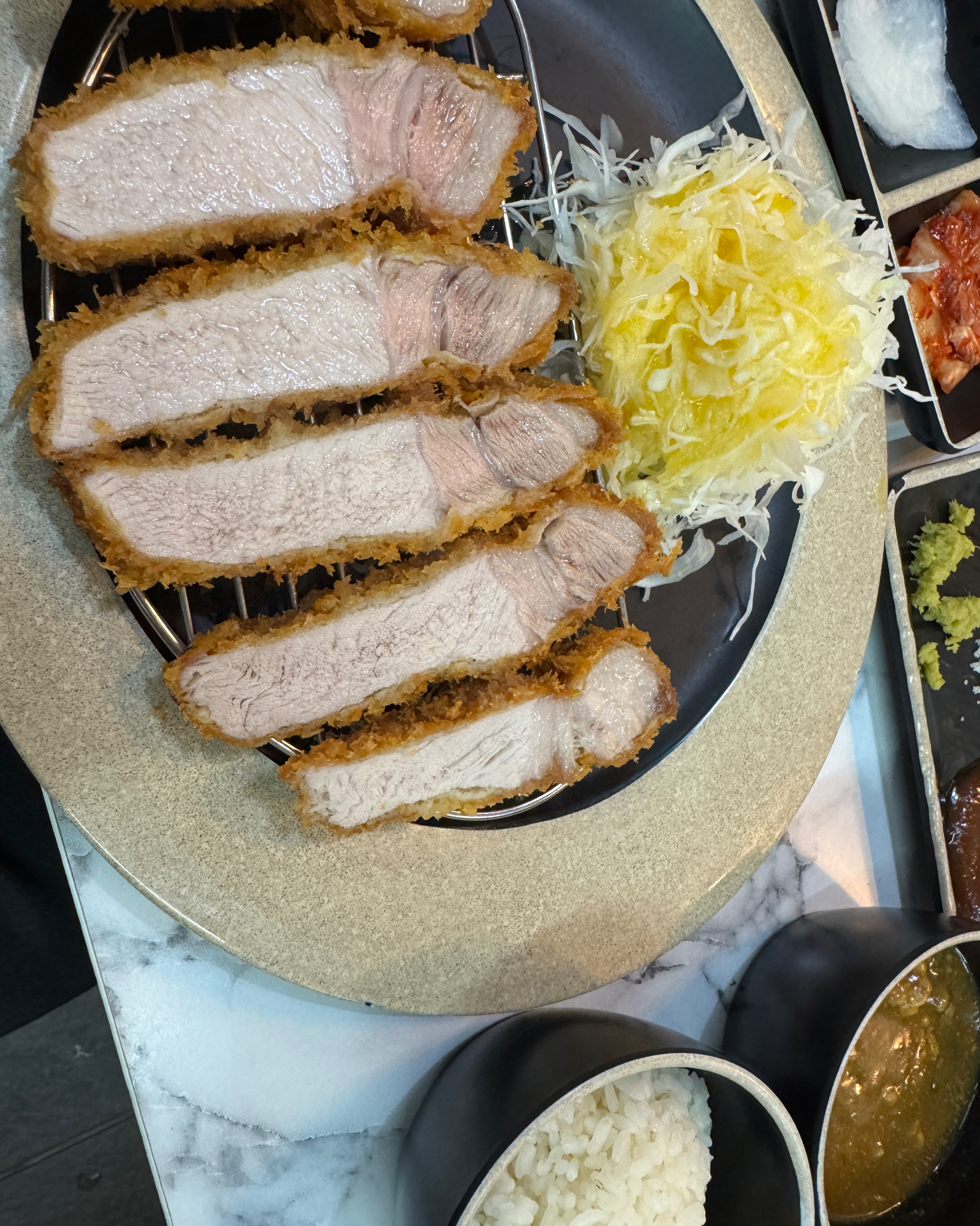 Mirakkatsu Main Store, a famous restaurant in Dangsan-dong, Yeongdeungpo-gu, Seoul