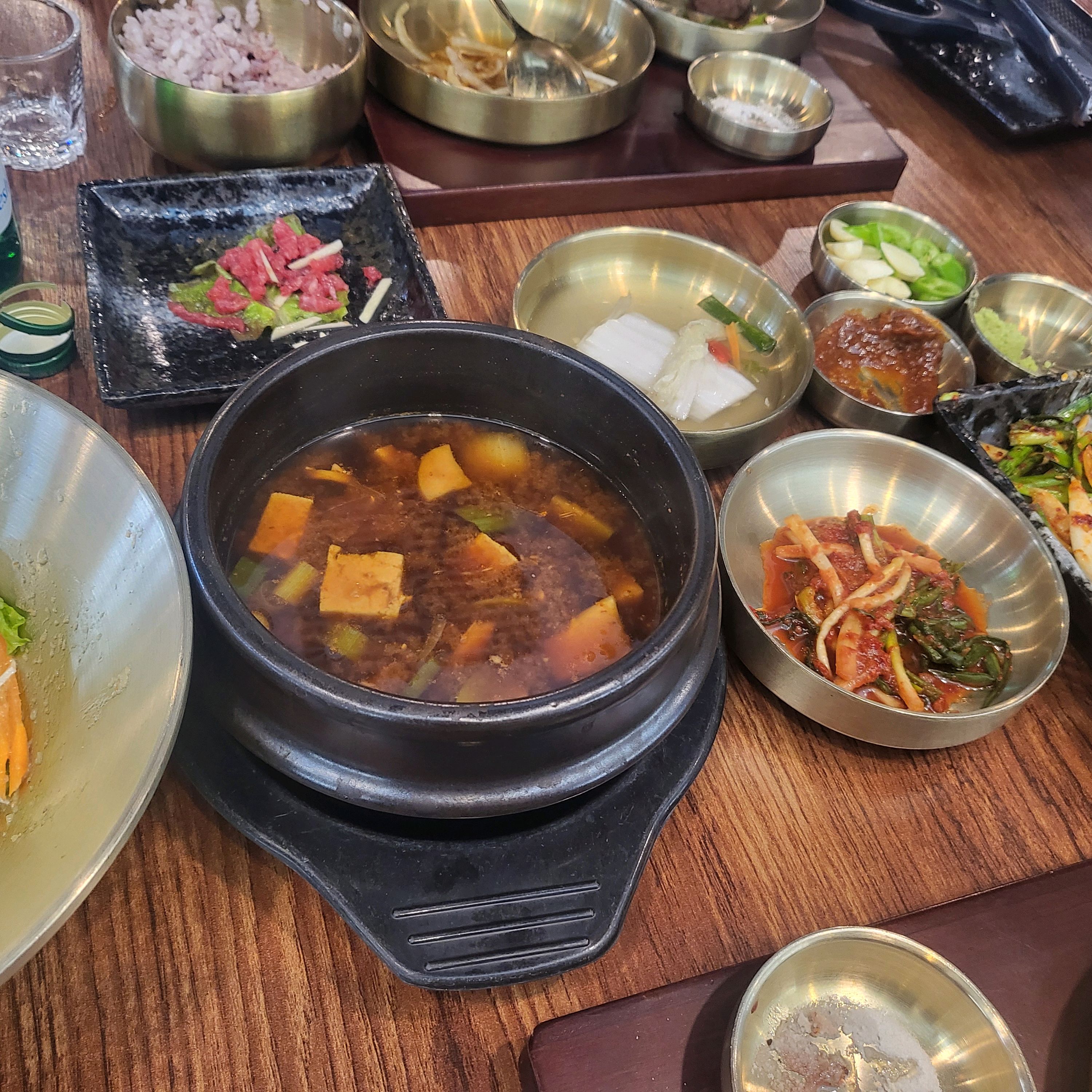 
원흥역식당 한짝 원흥본점