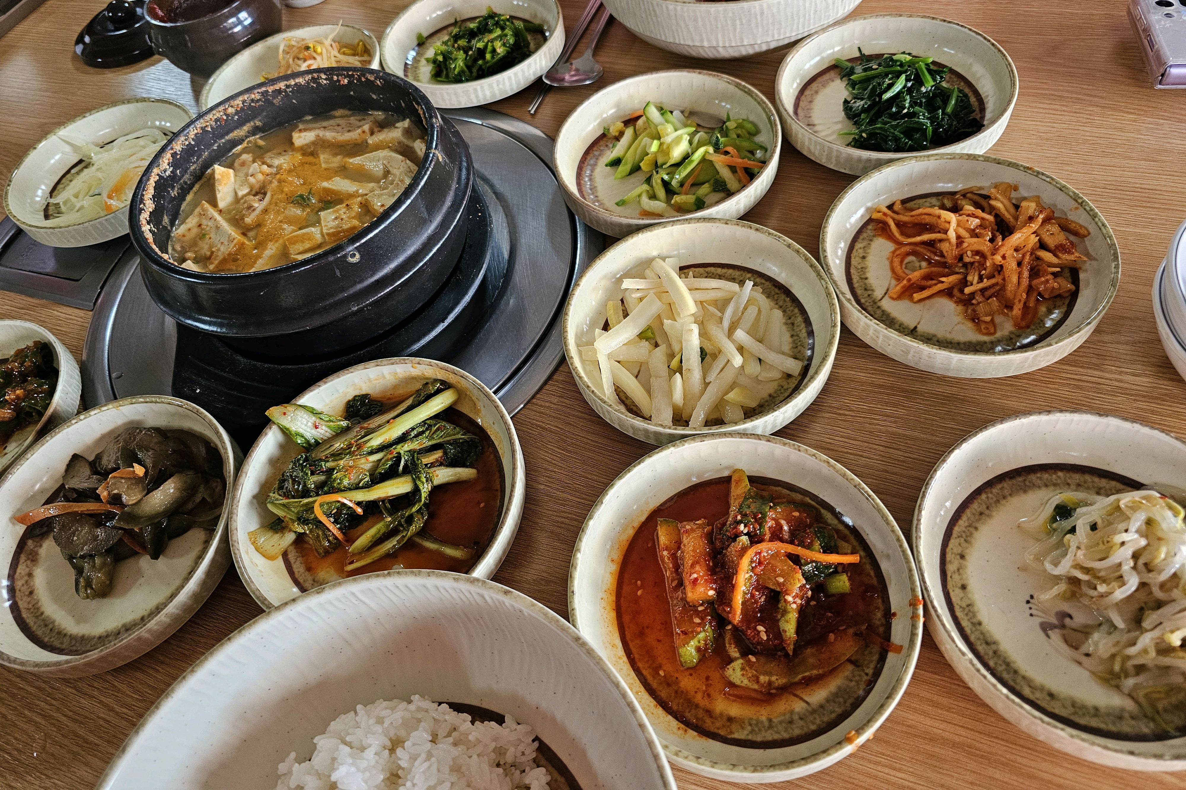 청국장 비빔밥 제육 최애 - 권선동 맛집 우리마을