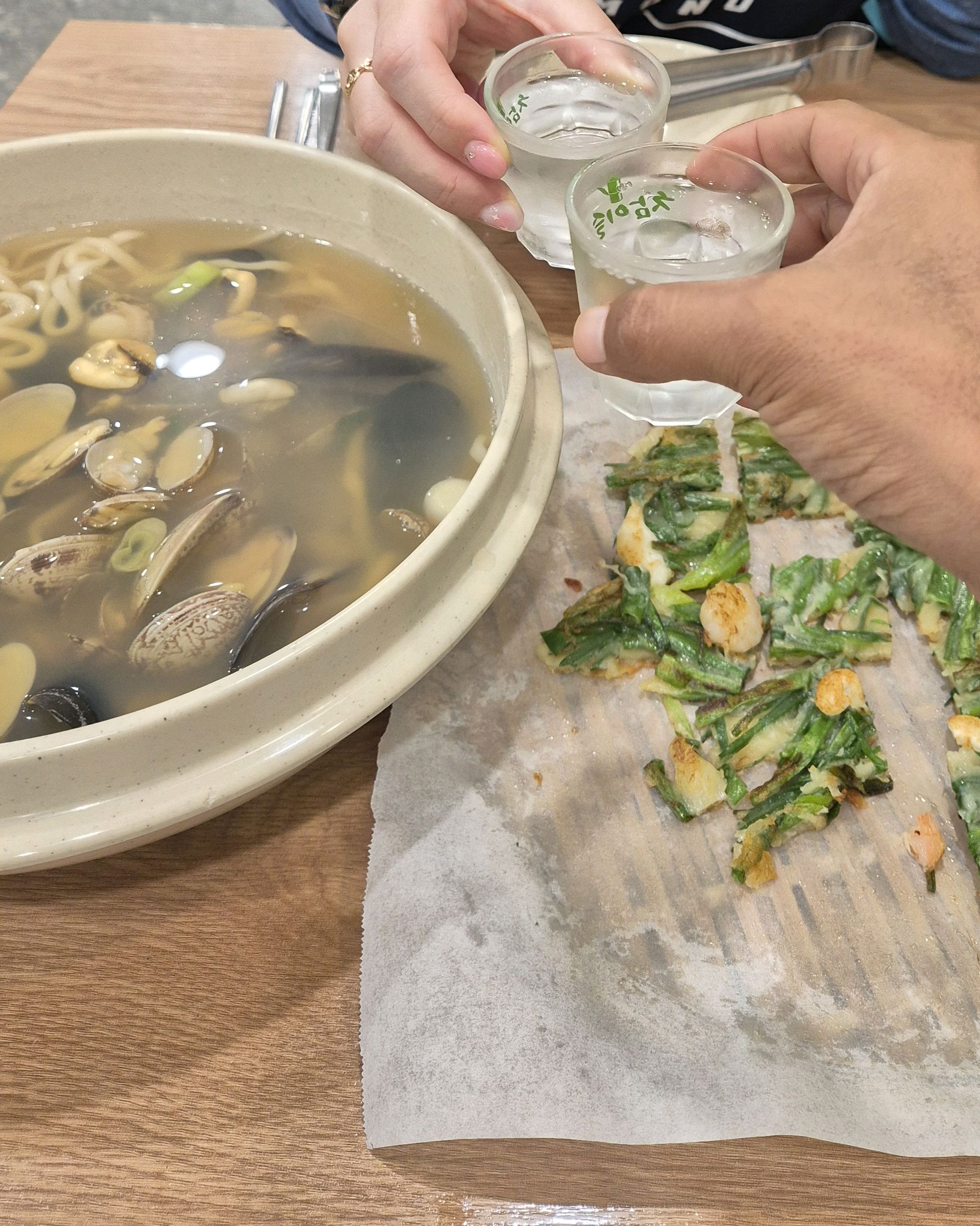 칼국수와 해물파전을 먹었어요 - 송정 맛집 해운대31cm해물칼국수 송정직영점