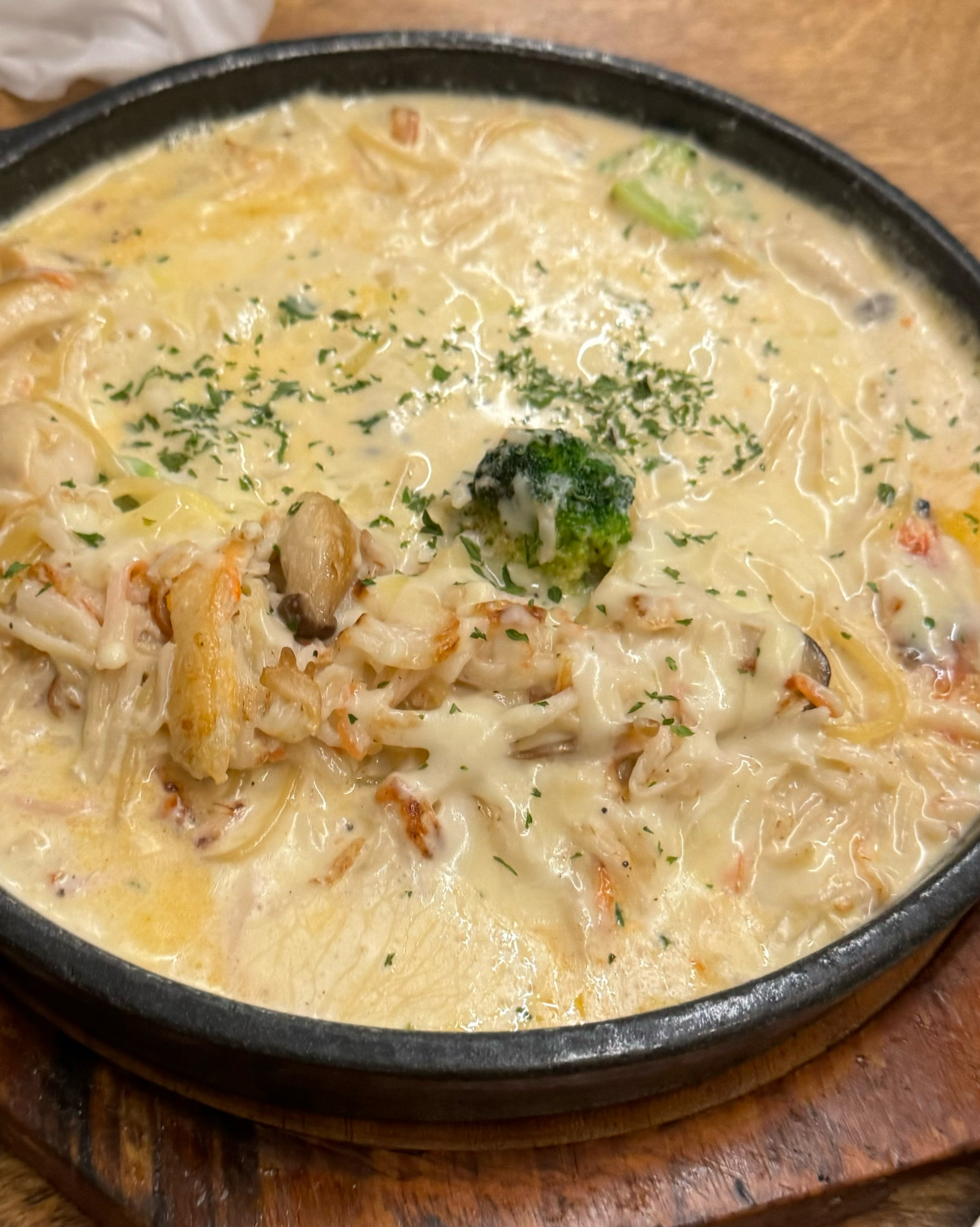 Mohing Bistro, a famous restaurant in Nakseongdae-dong, Gwanak-gu, Seoul
