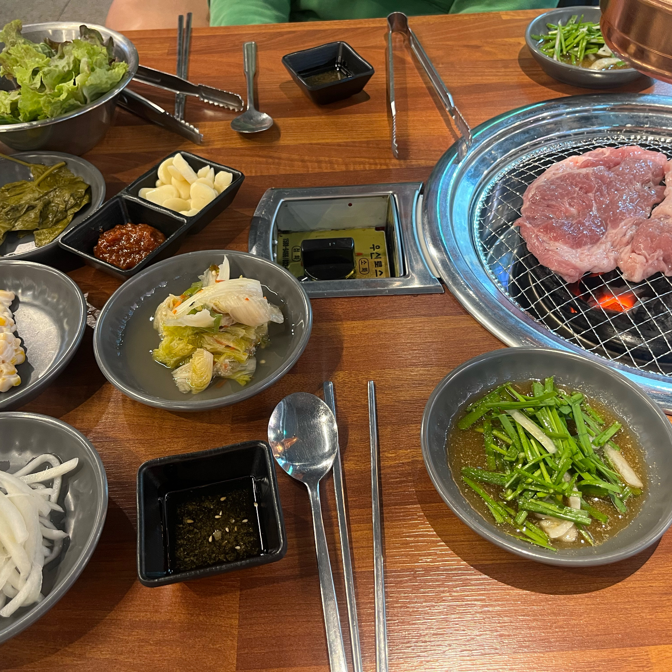 Seonbiok, Jongno 3-ga Station Restaurant