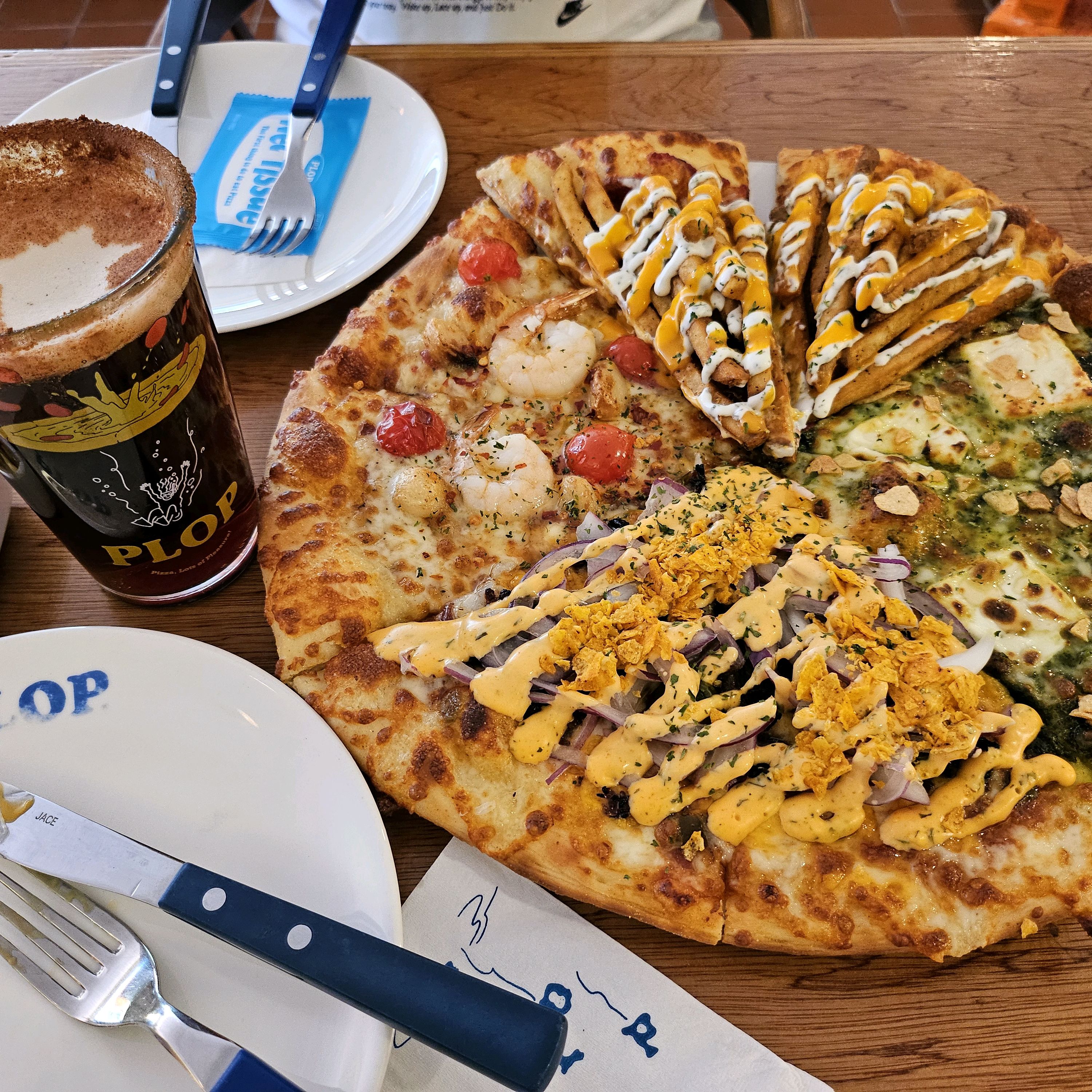 
새절역식당 플롭 불광천