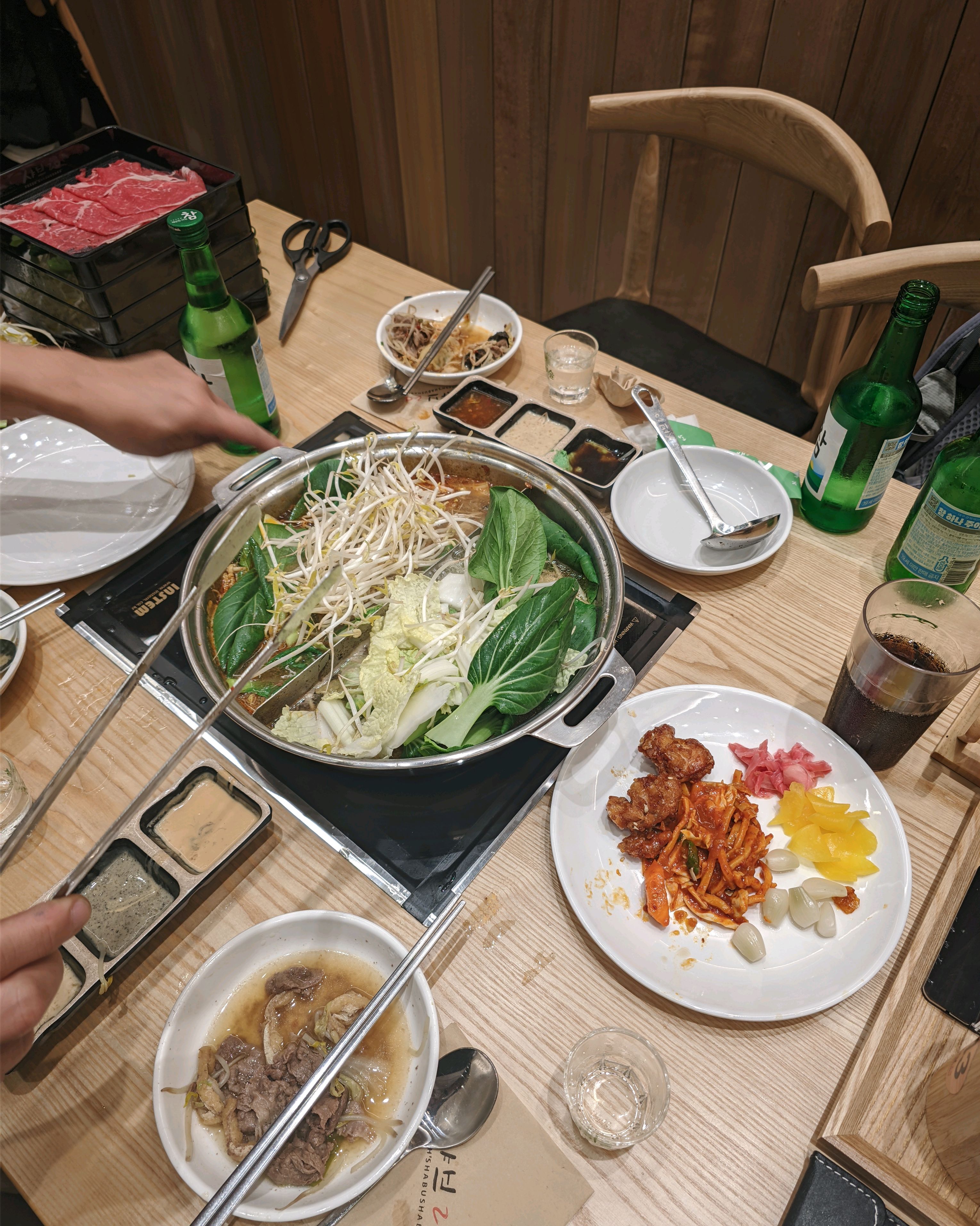 고물가 시대인 요즘 이런 가성비 최고인 식당이 있어서 너무 좋네요 인당 27000원 정도에