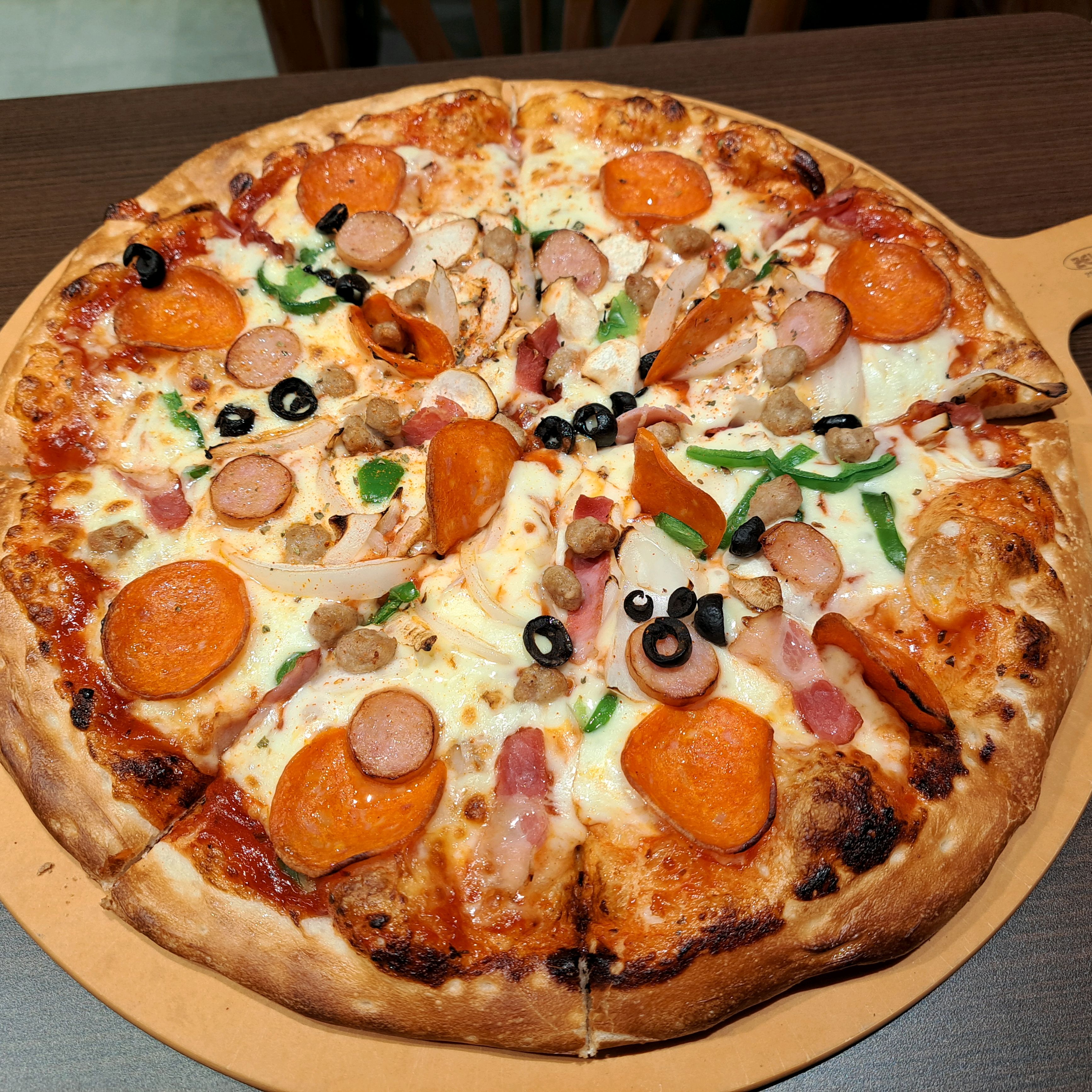피자 먹는 꿈을 무려 9번은 꾼거 같아요 - 장산역 맛집 피자몰 NC해운대점