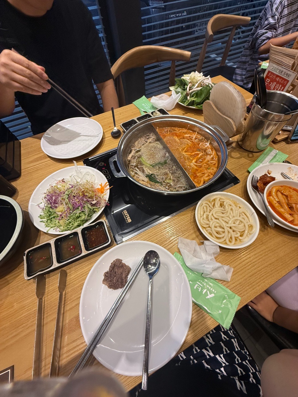 입맛이 없을때 특별한 날을 기념하고 싶을때 방문하는곳 - 마산 합포구 맛집 샤브20 마산점