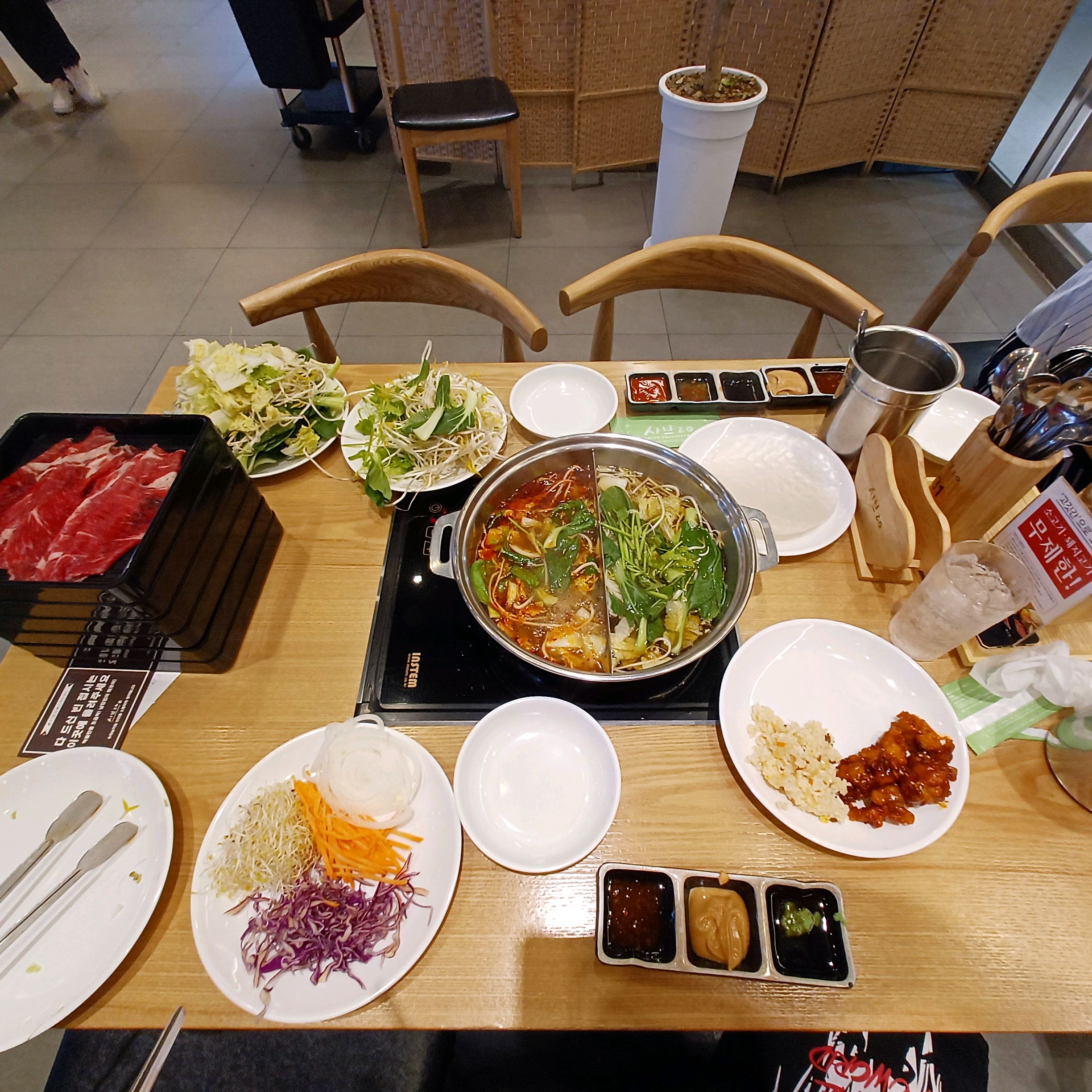 야채도 신선하고 고기 질도 매우 좋았습니다. - 기장 정관 맛집 샤브20 기장정관점