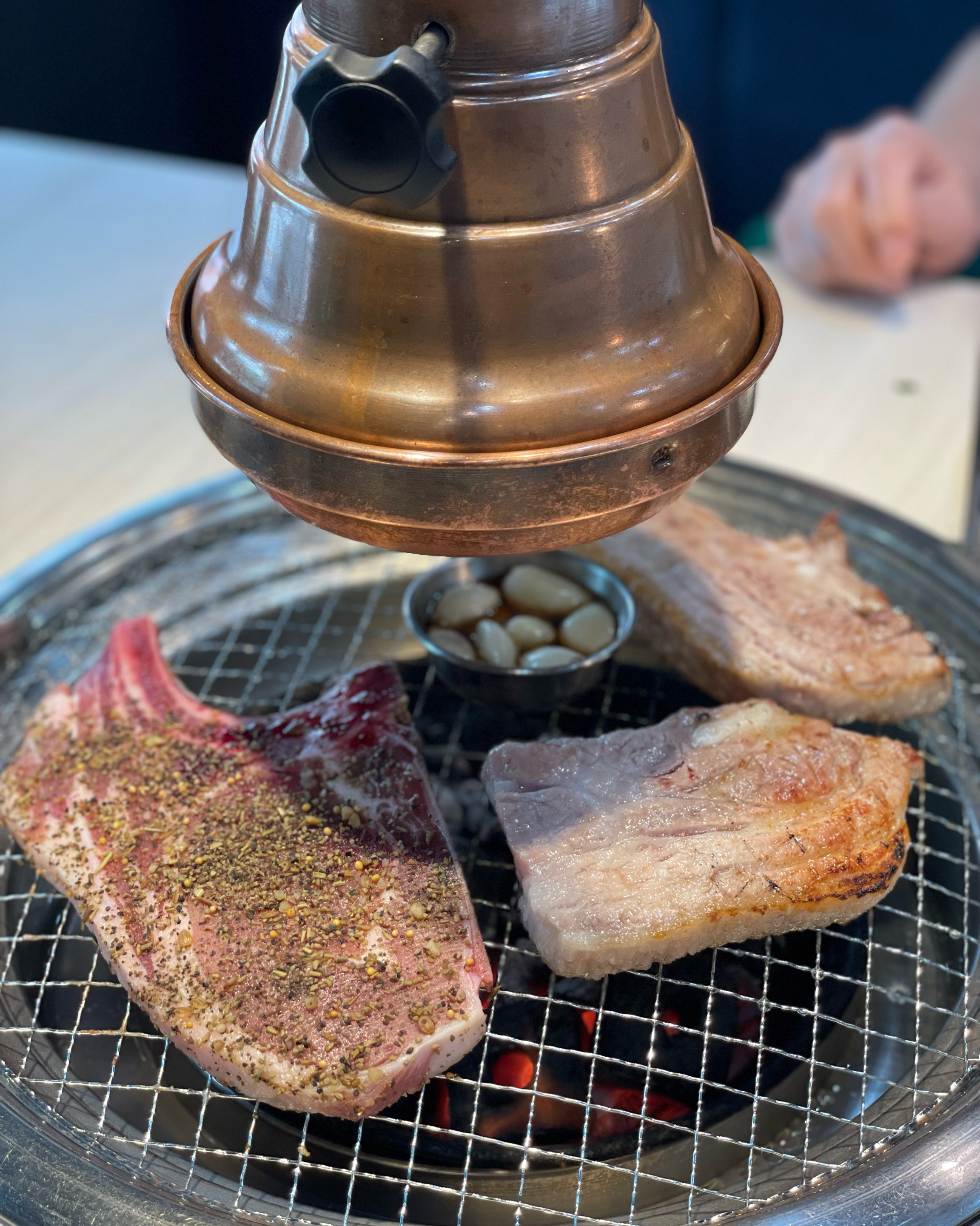 가성비 너무 좋고 고기테마파크에 걸맞게 다양하게 먹을거리가 많아서 좋네요. 질 먹고 갑니다