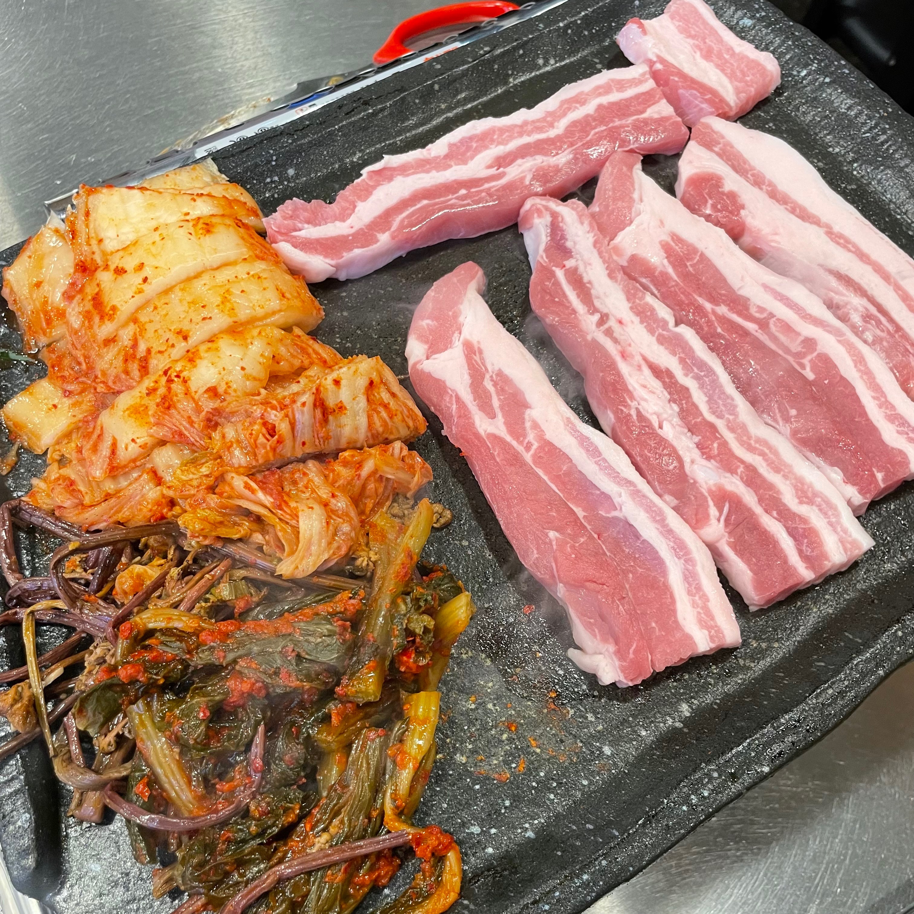 
화정역식당 세겹집