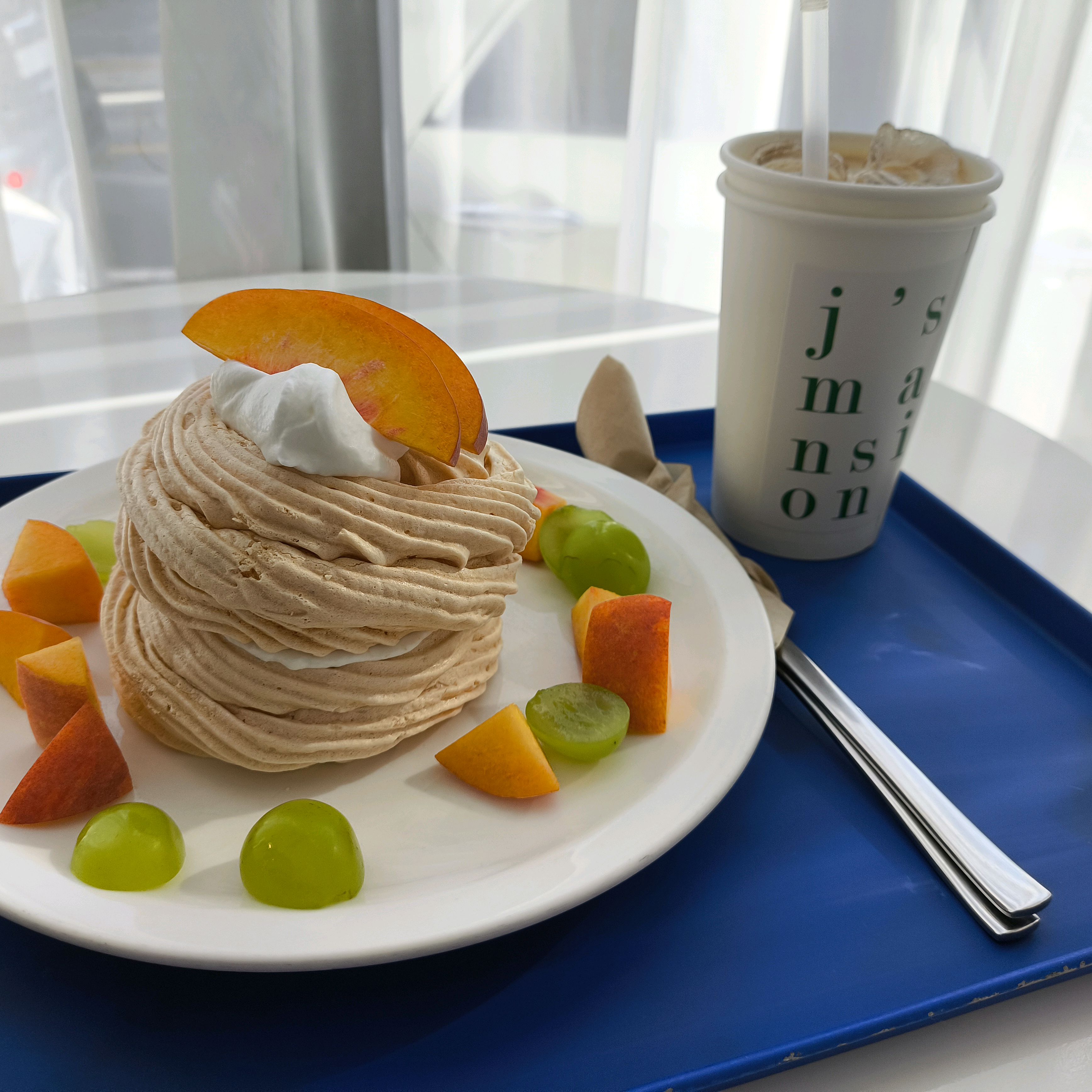 갑자기 파블로바 먹고싶어서 찾아서 갔는데, 너무 맛있게 먹었어요!! - 불당동 맛집 제이스맨션